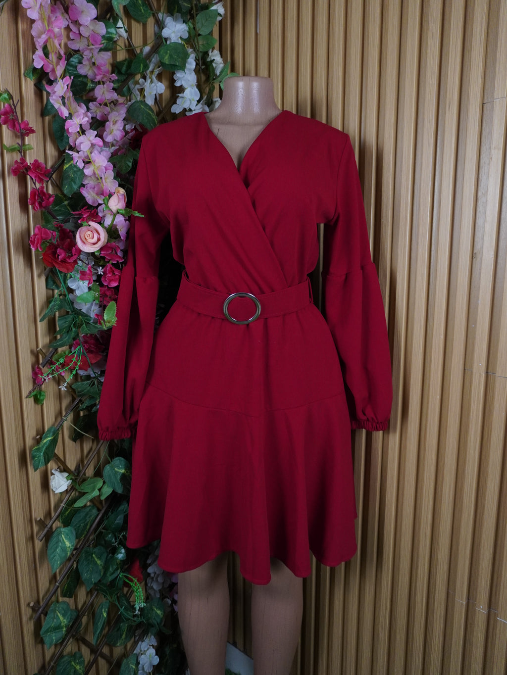 Robe évaée manches courtes décolletée-L