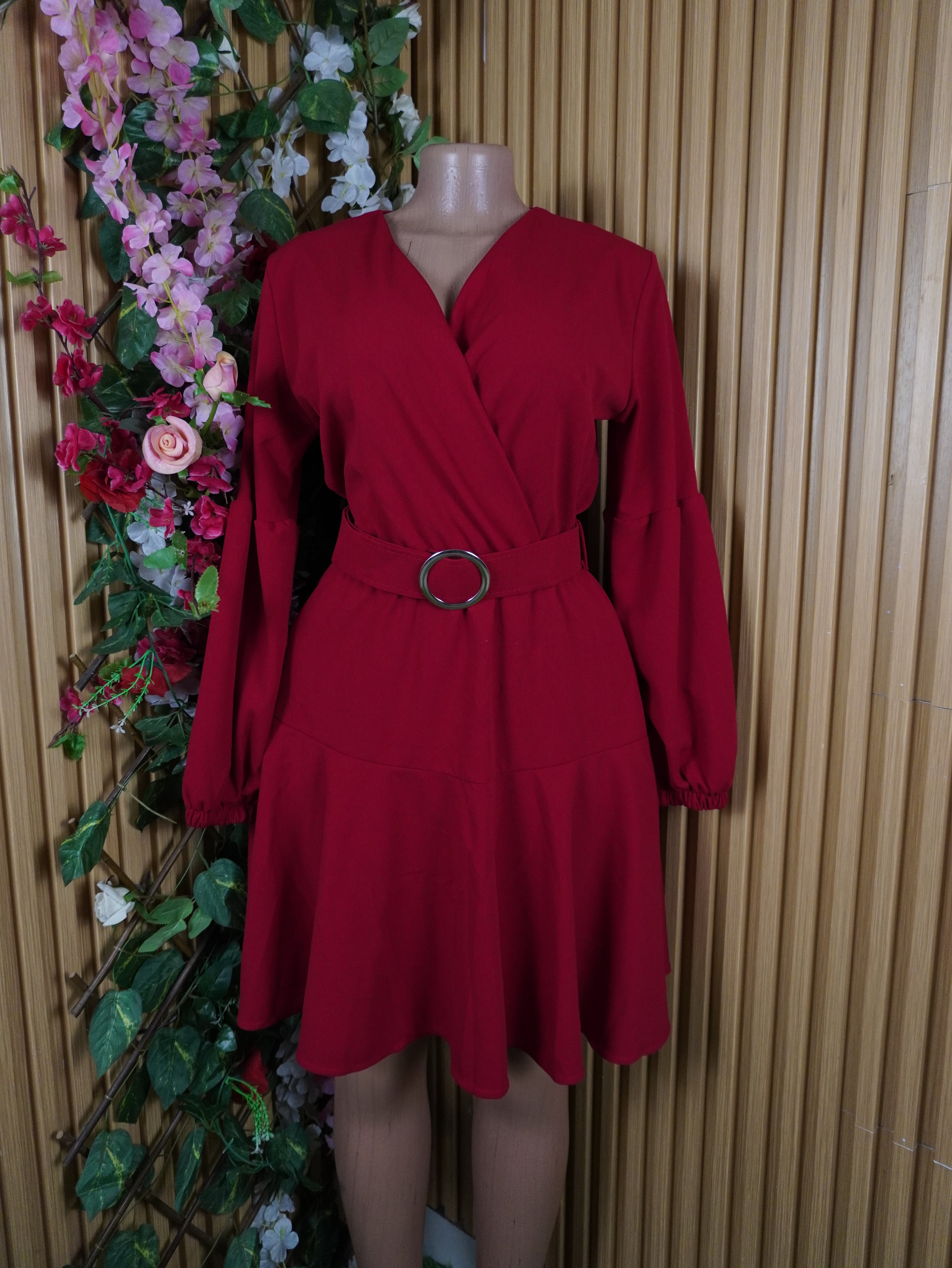 Robe évaée manches courtes décolletée-L