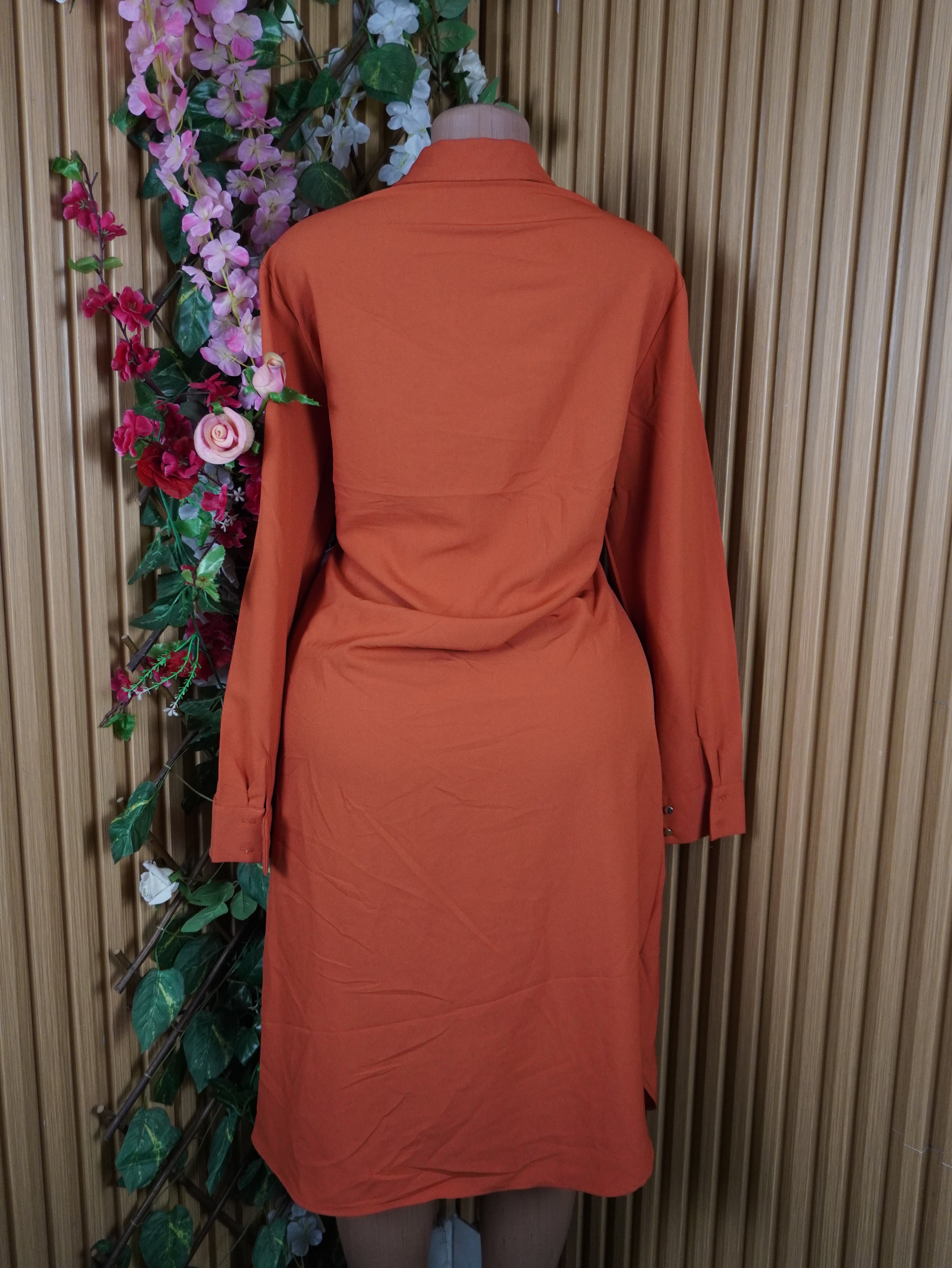 Robe évasée mi-longue manches longue avec boutons-XXL