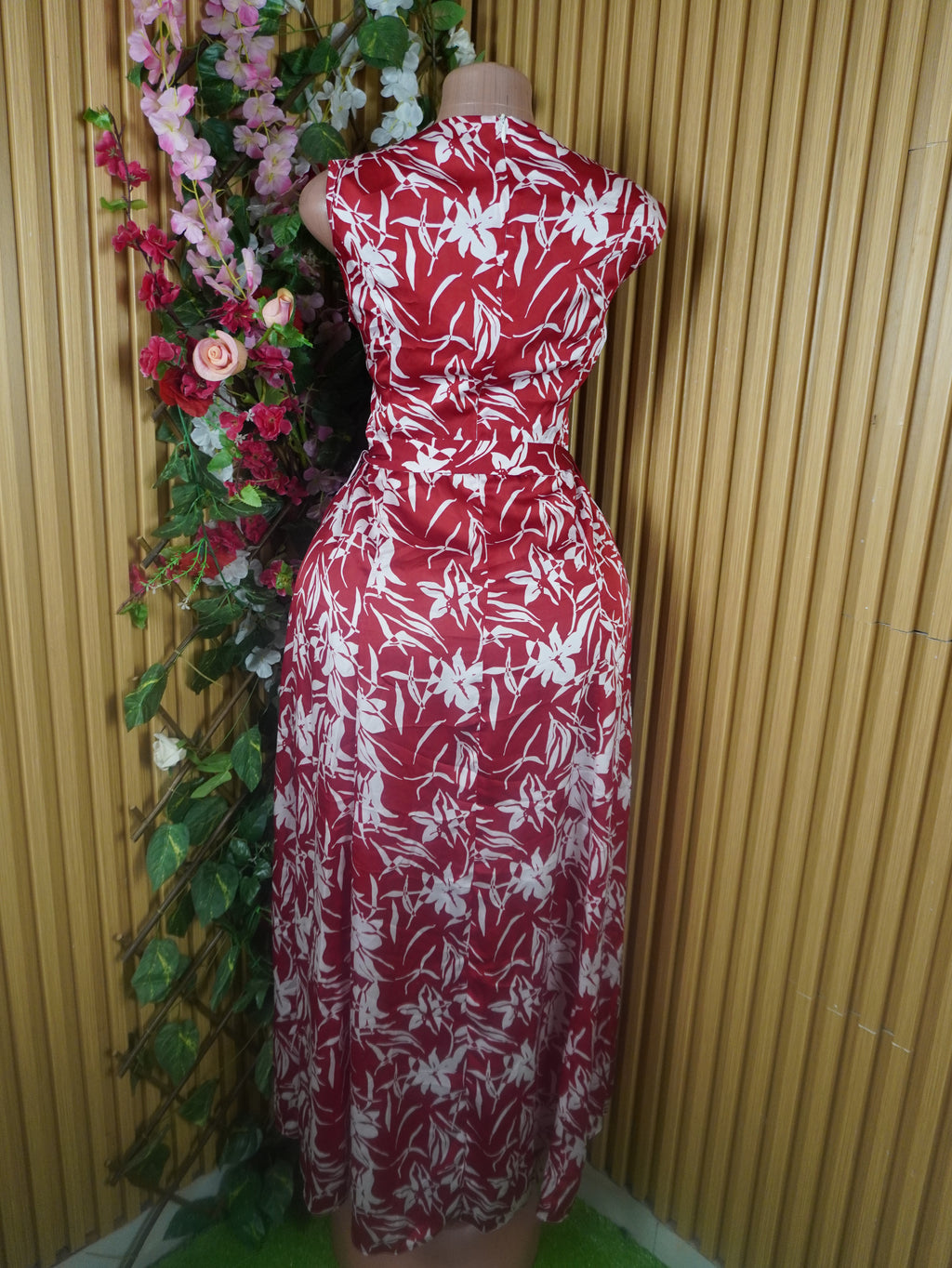 Robe évasée longue sans manches imprimée fleurie-M