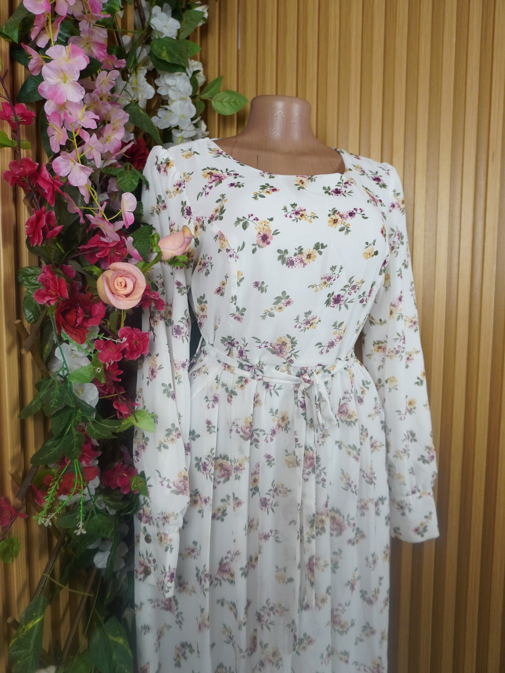 Robe évasée longue manches longues imprimée fleurie-L