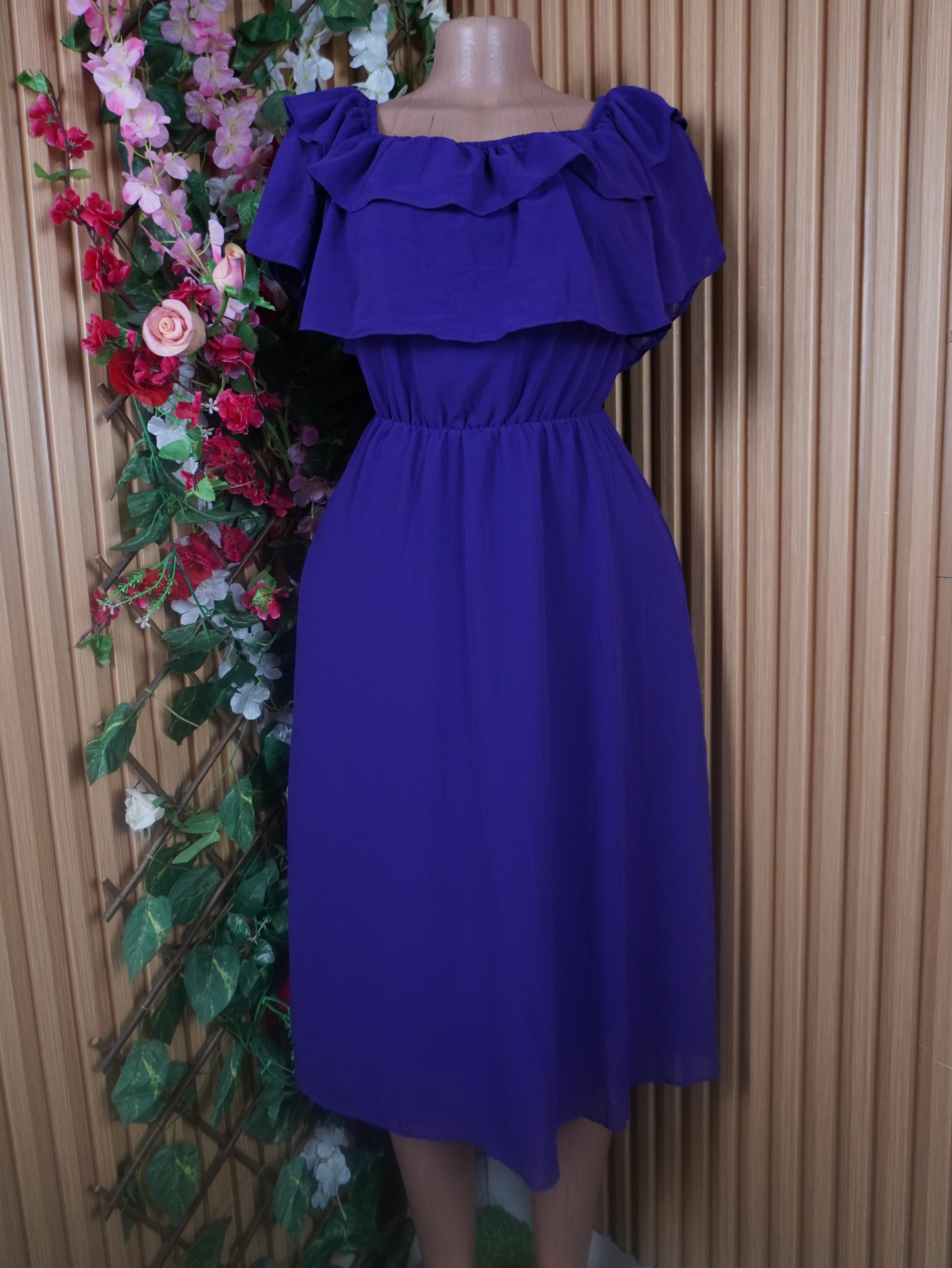 Robe évasée mi-longue manches courtes-M