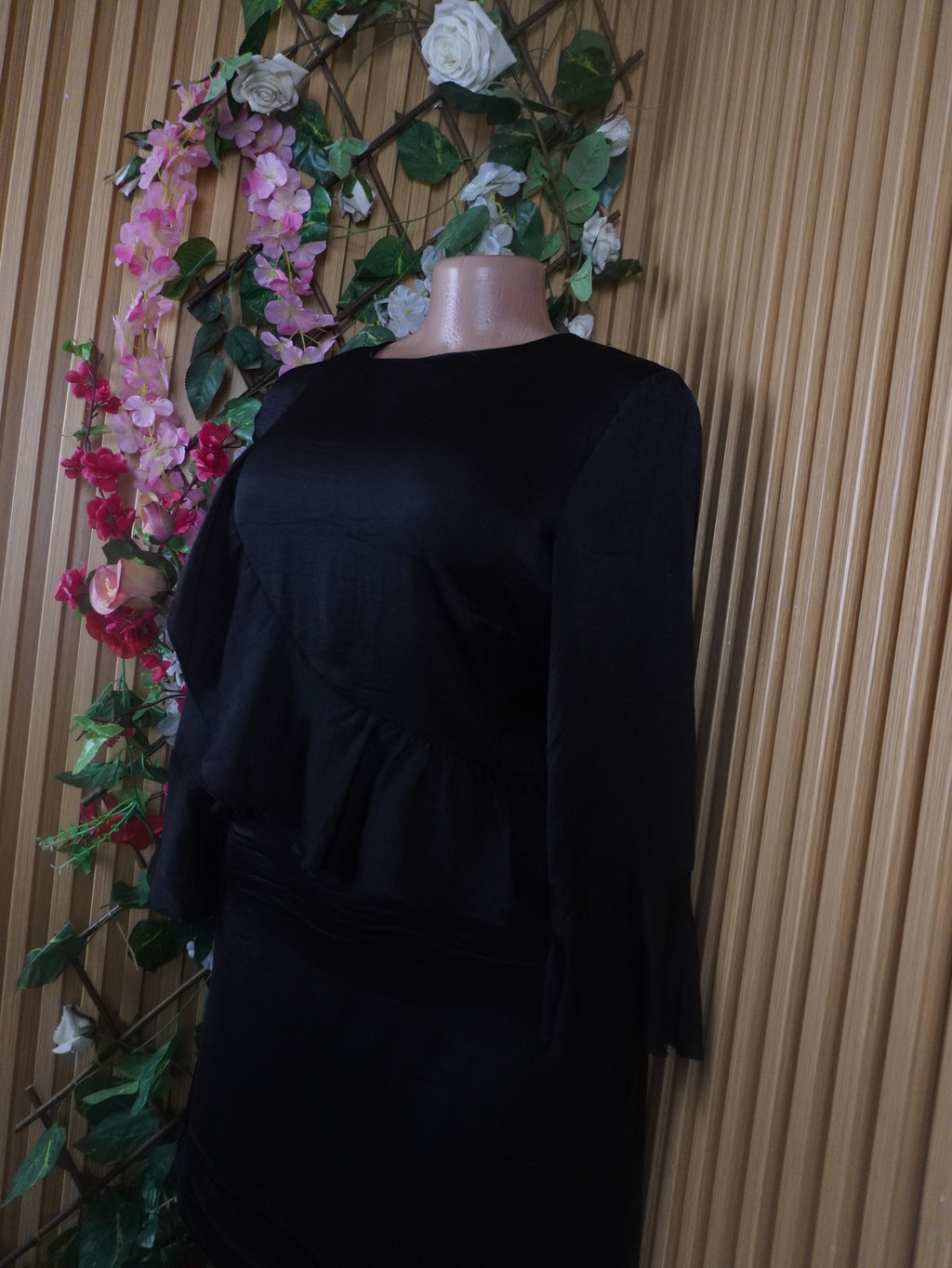 Robe évasée manches longues avec doublure-M