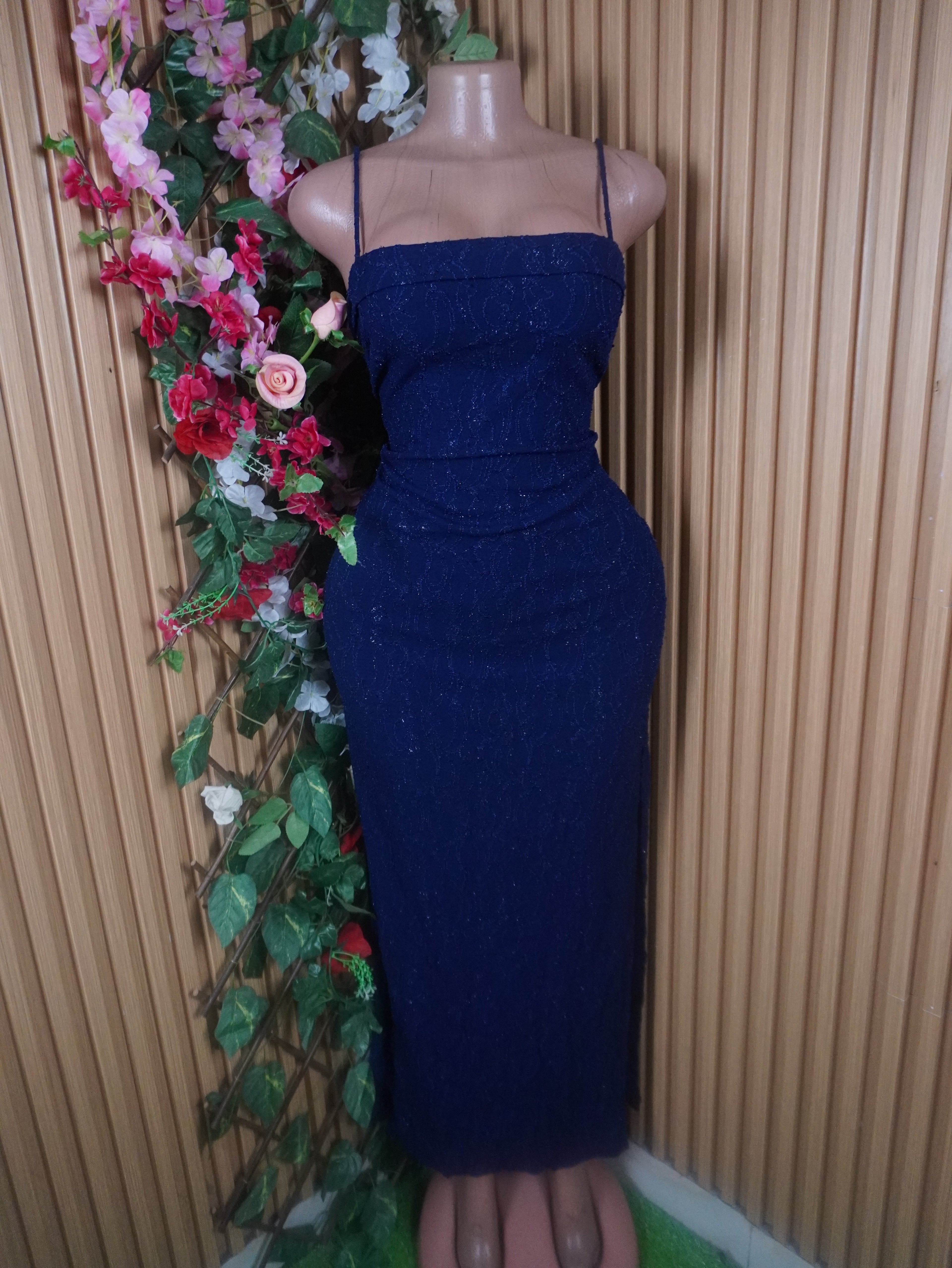 Robe moulante longue à fines bretelles dos-nu-S