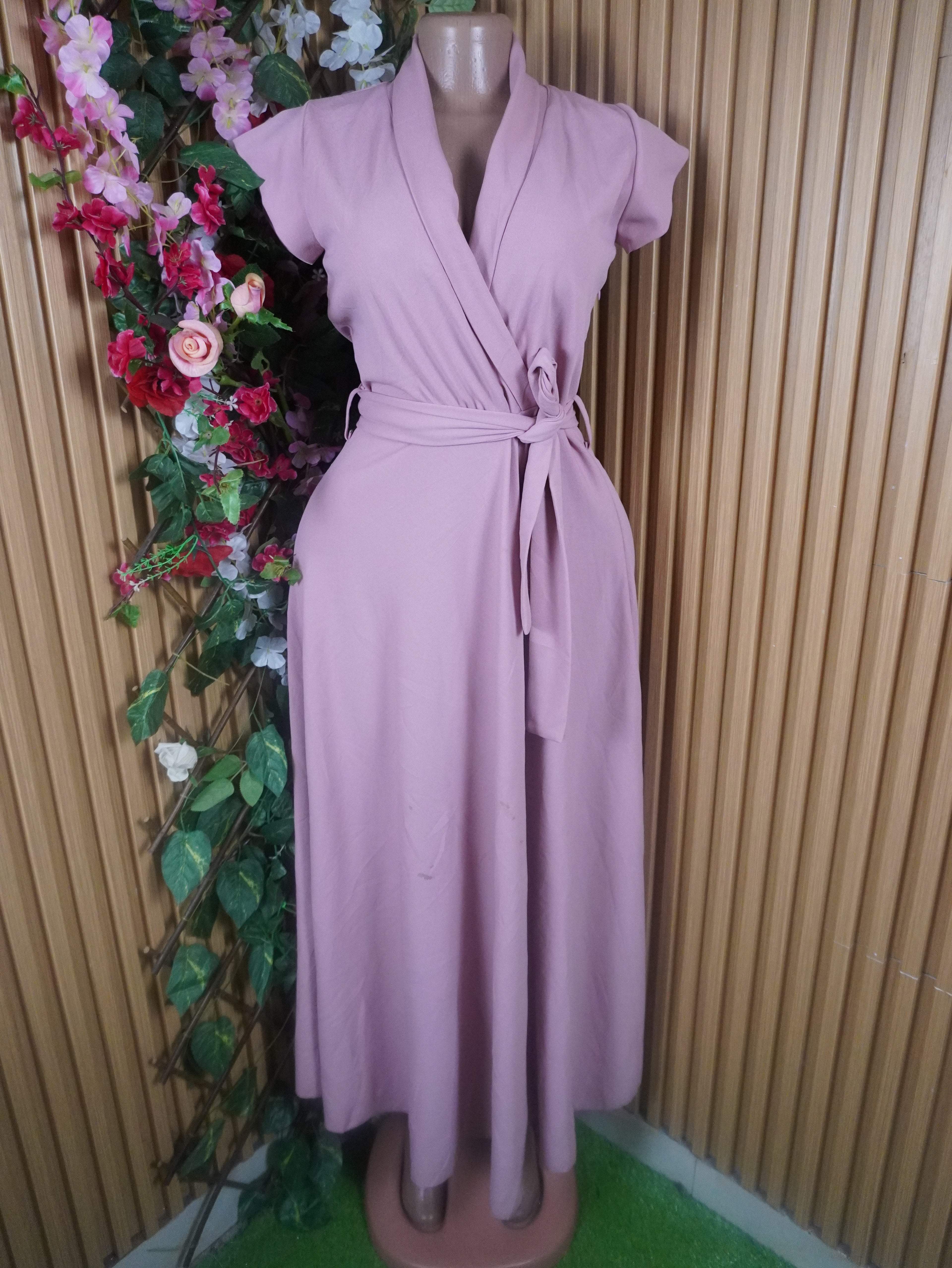 Robe évasée longue manches courtes ceintrée-S