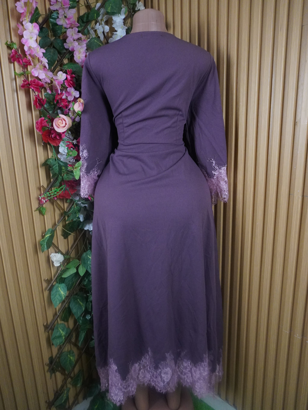 Robe évasée mi-longue manches longues décolletée-L