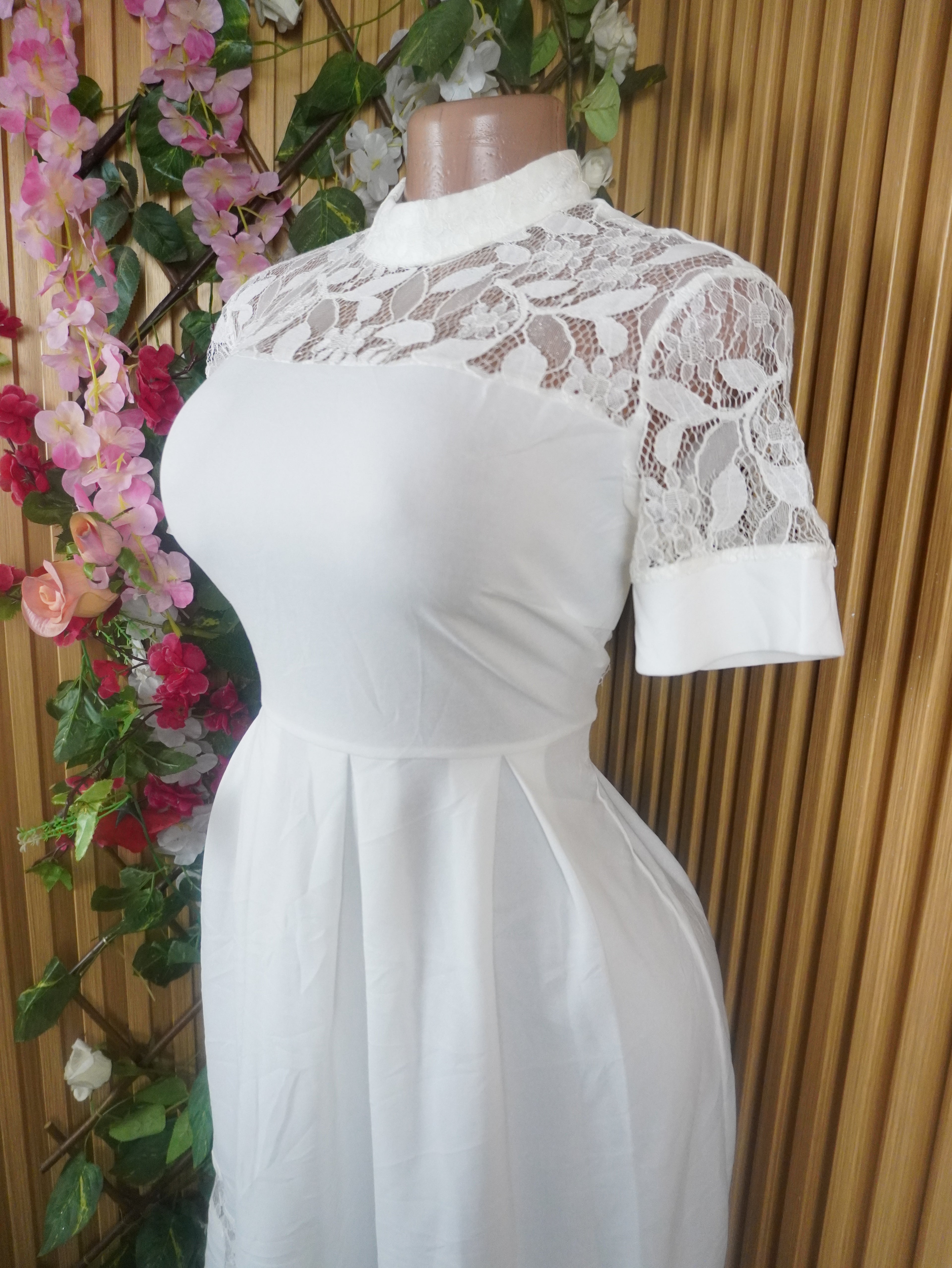Robe évasée longues manches courtes dénudée-L