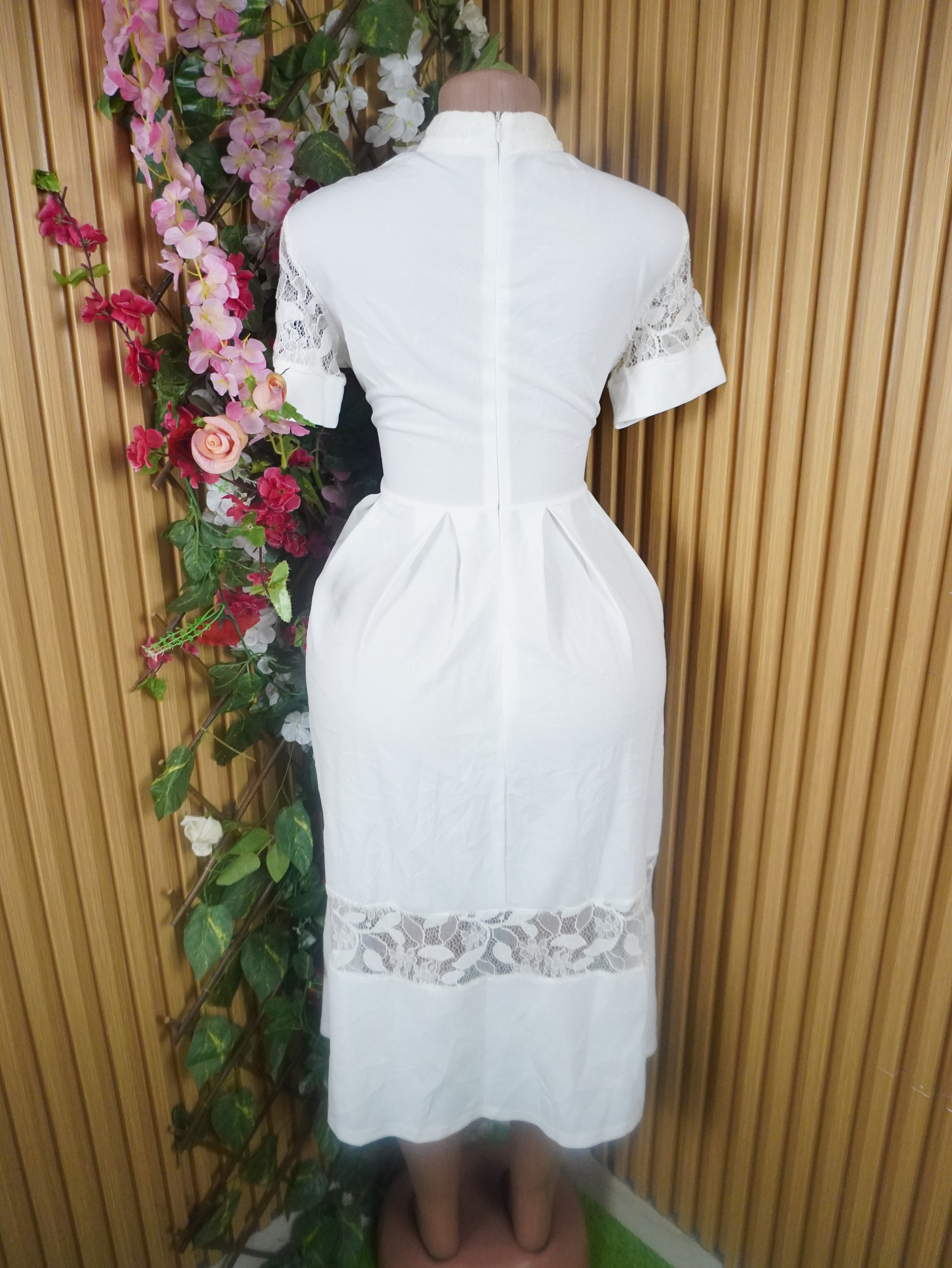 Robe évasée longues manches courtes dénudée-L