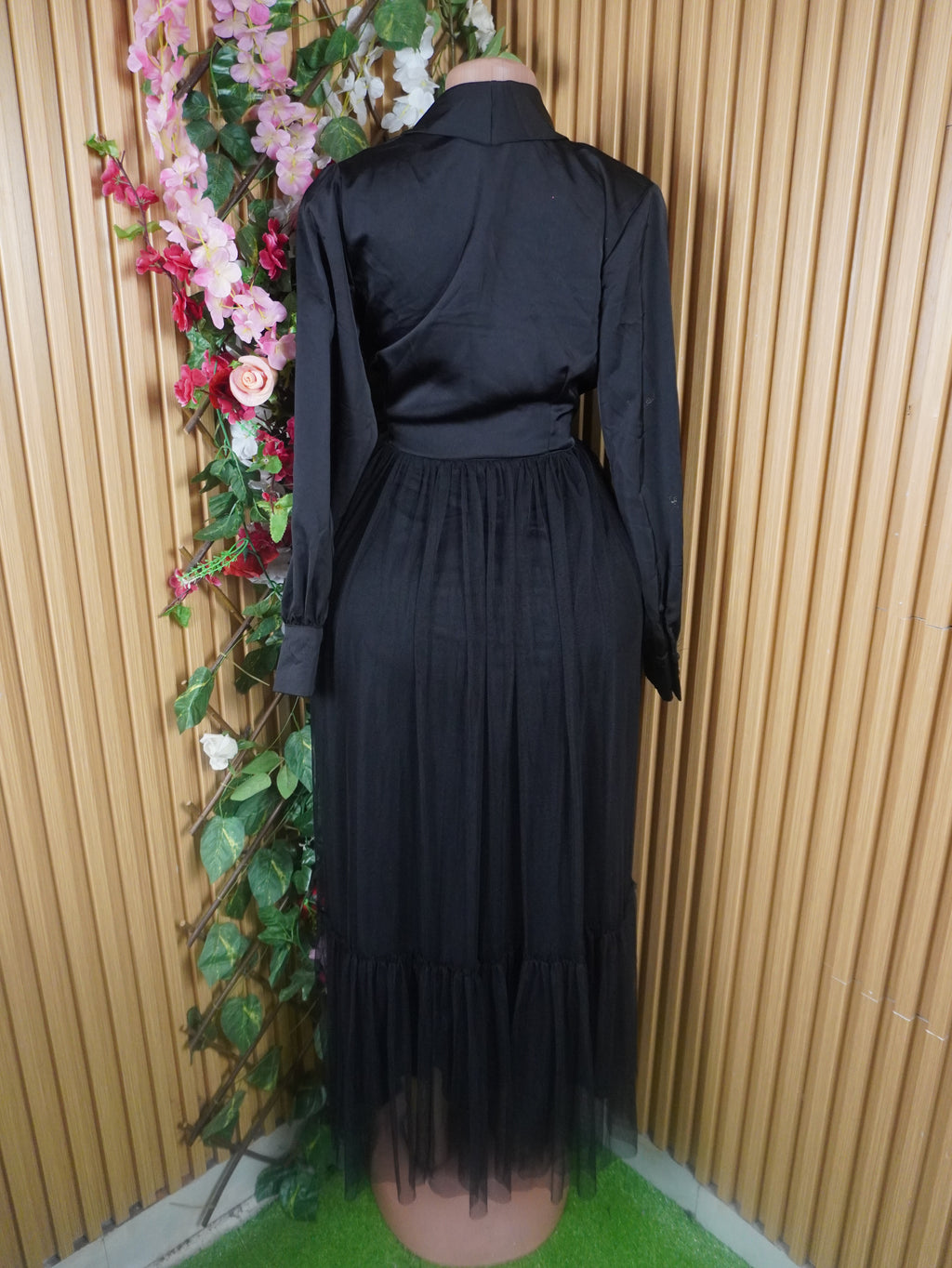 Robe évasée longue manches longues décolletée-S