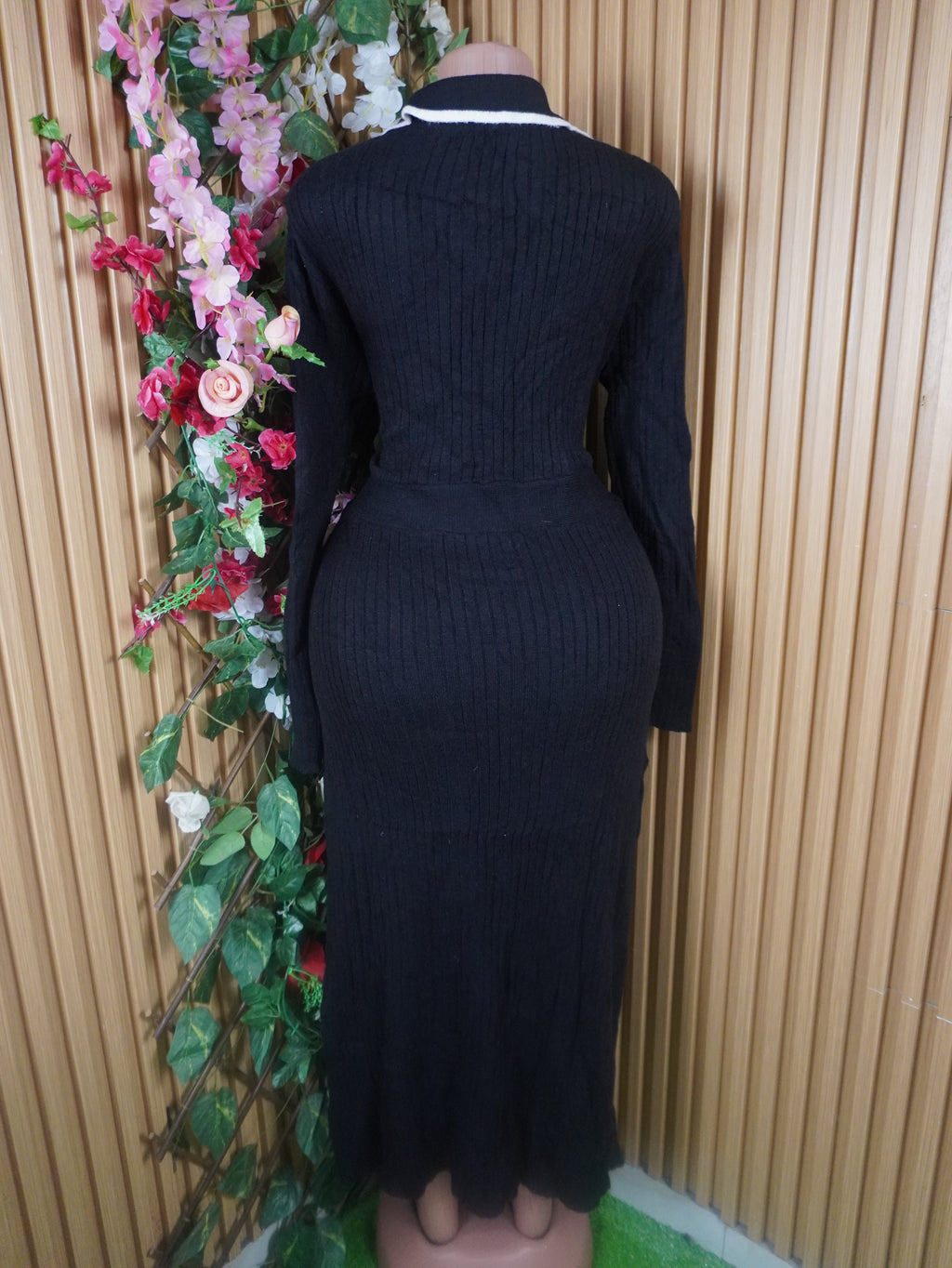 Robe moulante longue manches longues décolletéé-XXL