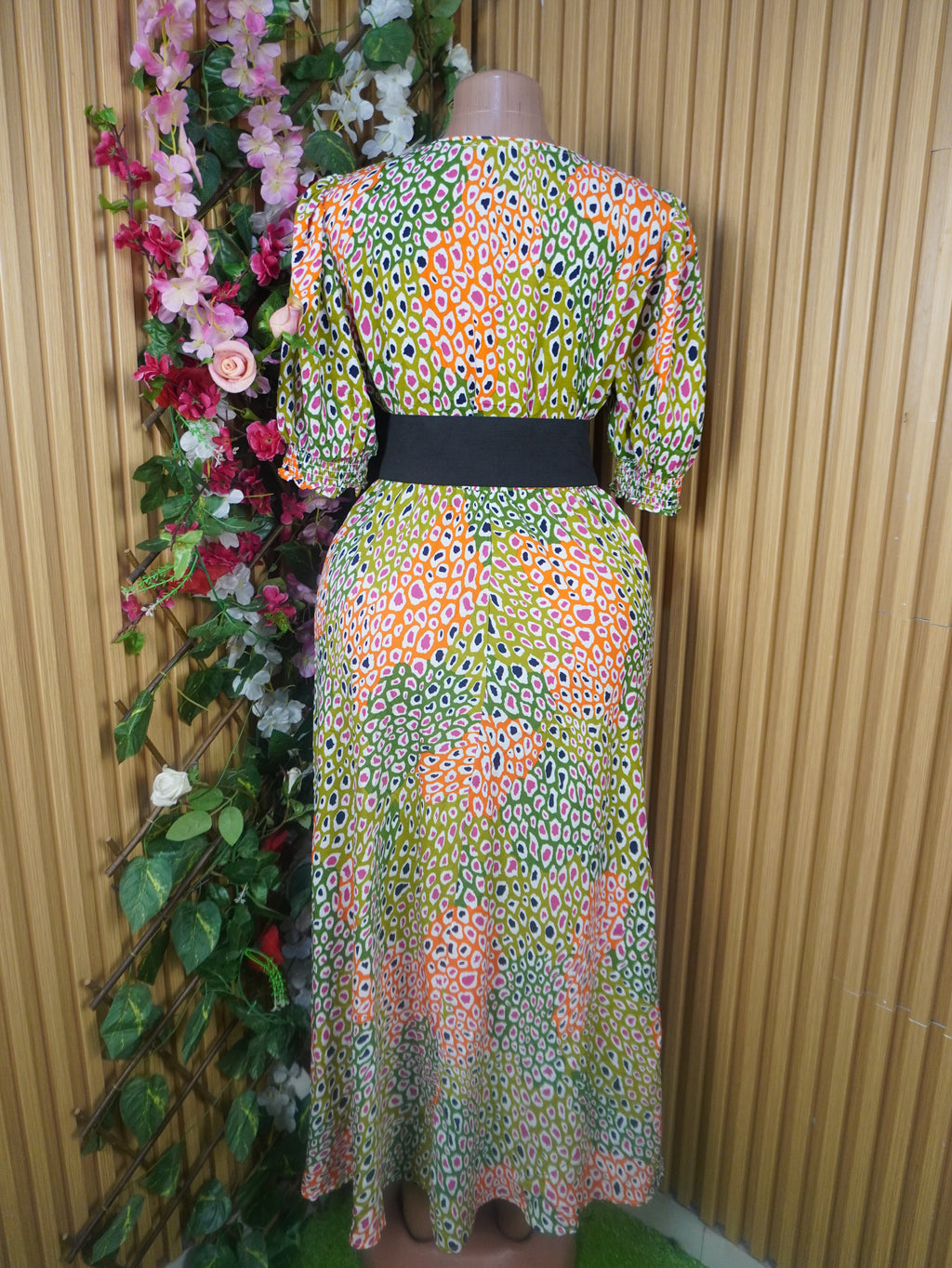 Robe évasée manches 3/4 imprimée fleurie décolletée-L