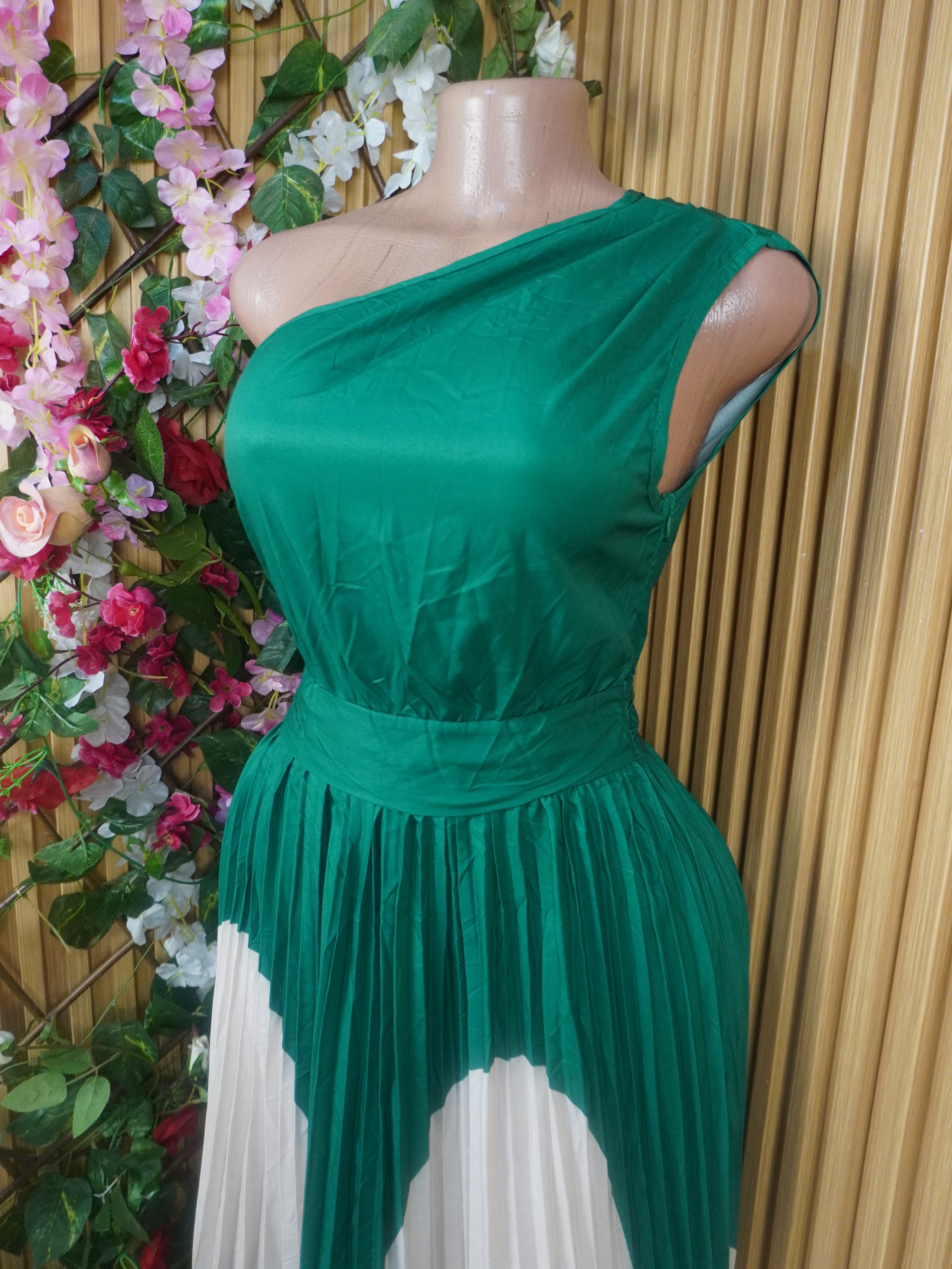 Robe évasée longue sans manches courtes dénudée-M