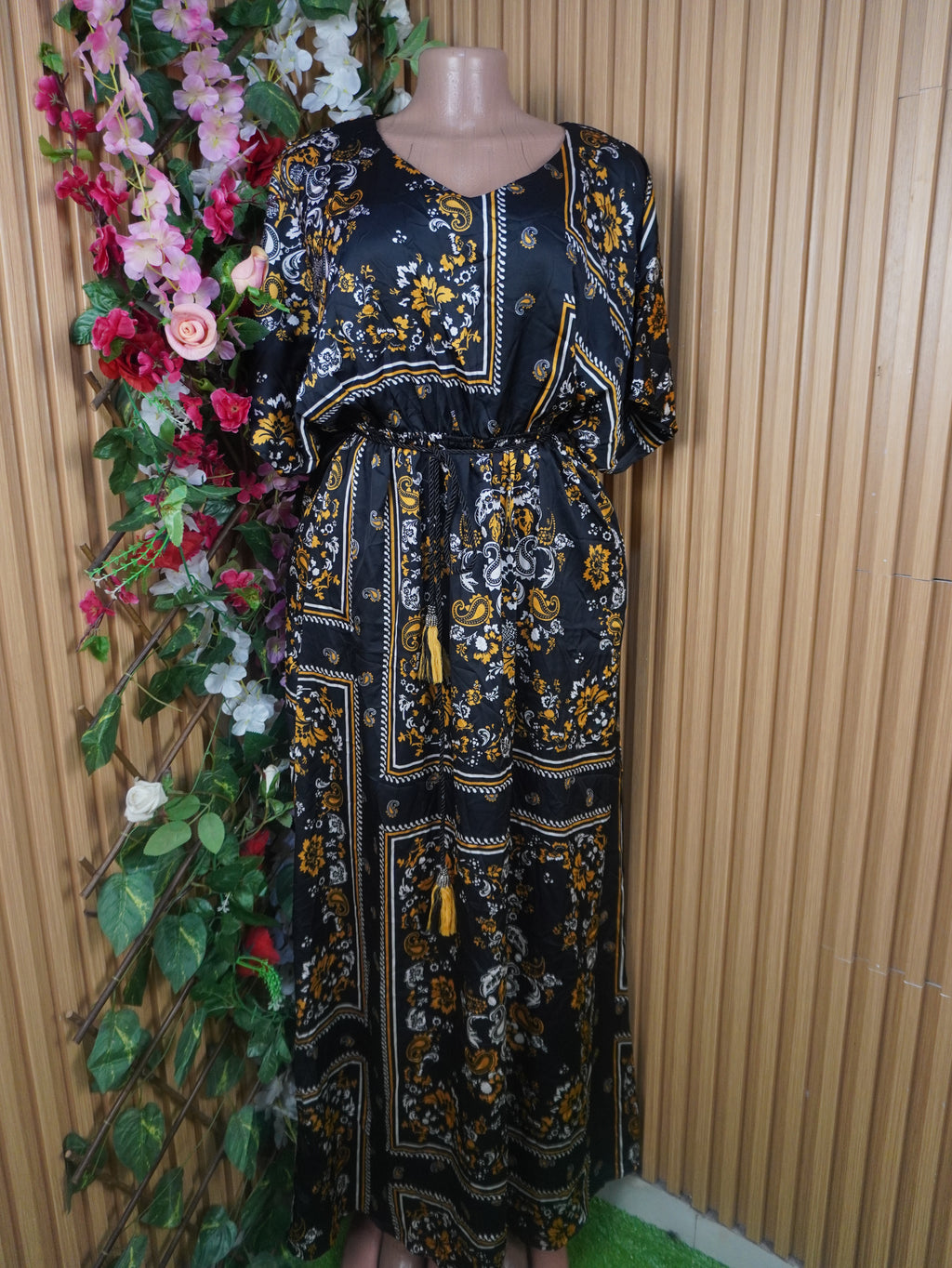 Robe évasée longue manches courtes décolletée-L