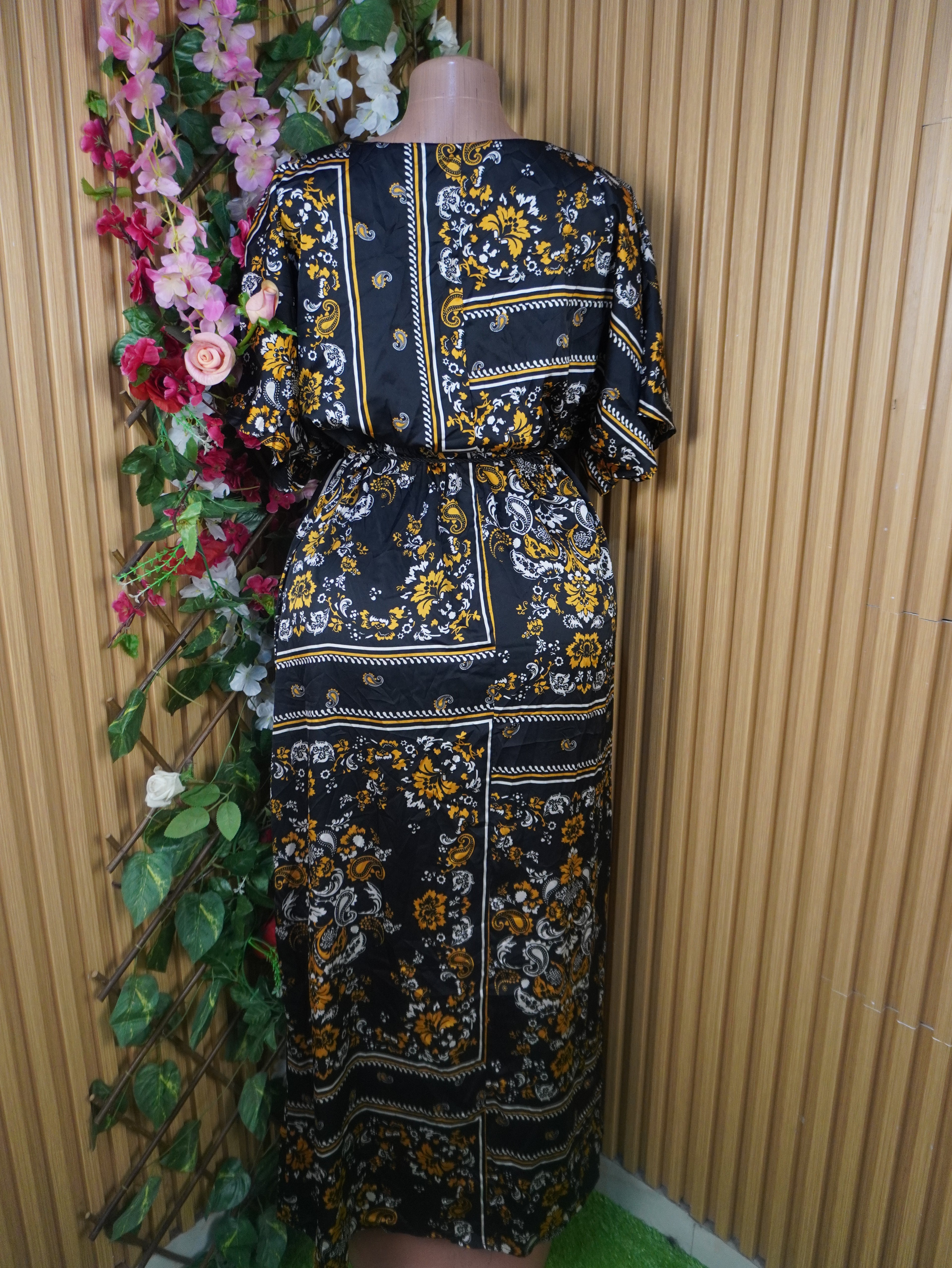 Robe évasée longue manches courtes décolletée-L