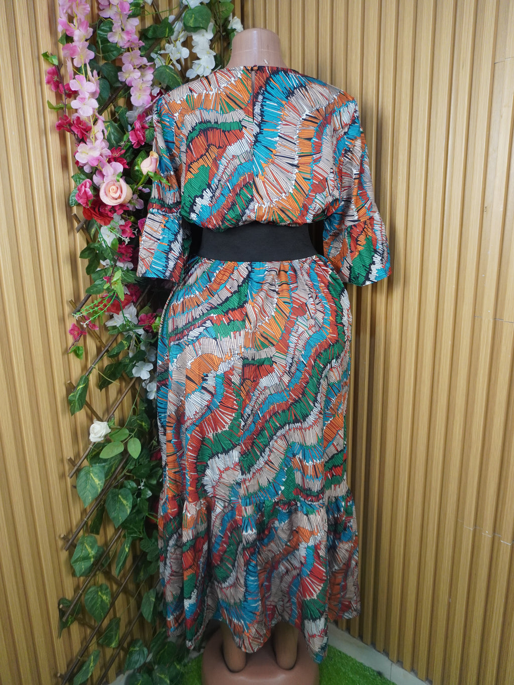 Robe évasée longues manches courtes décolletée-L