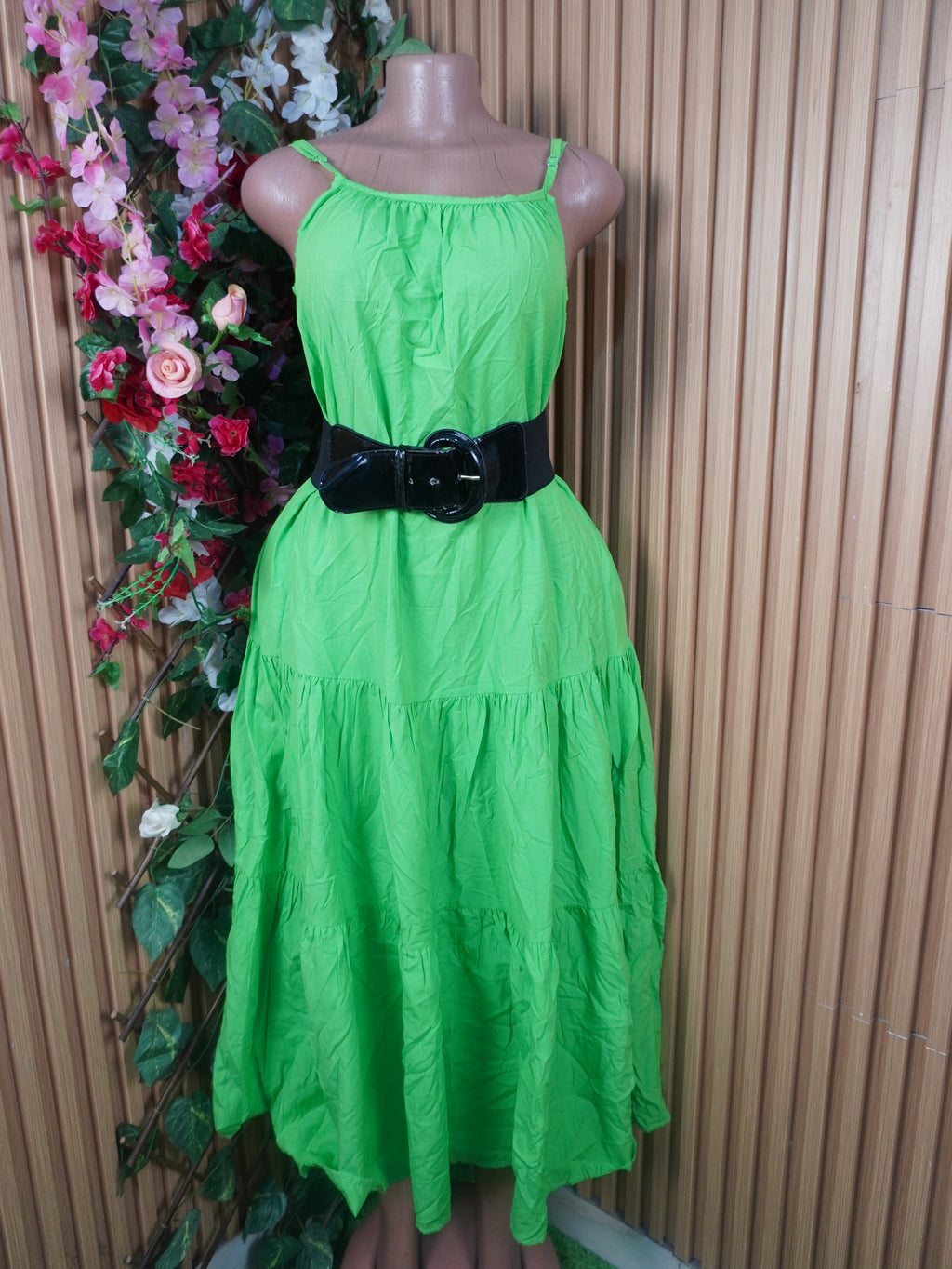 Robe singlet évasée longue à fines bretelles-L