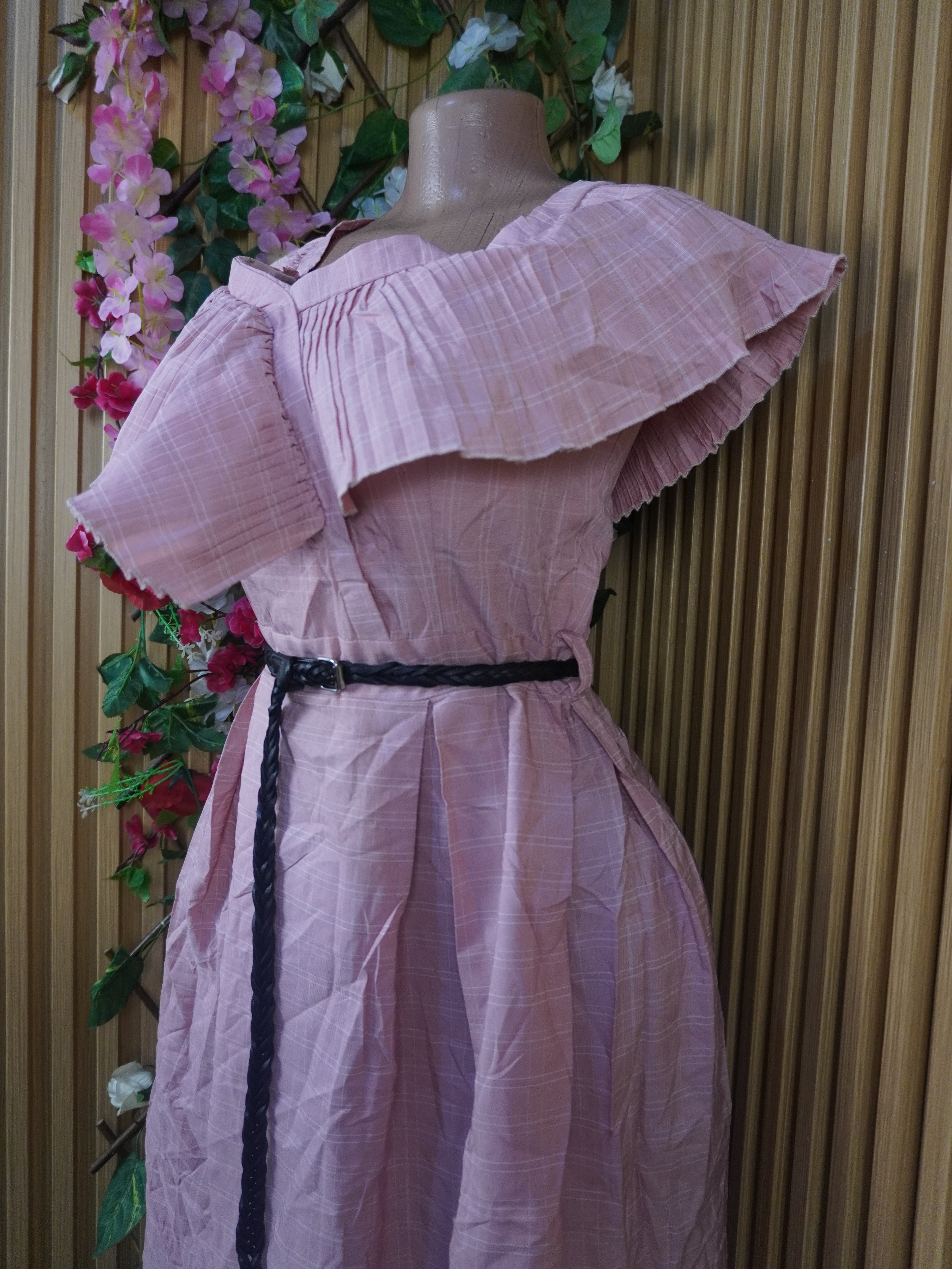 Robe évasée sans manches décolletée-S