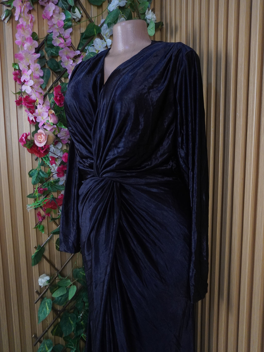 Robe soiree long manche colle en v - M