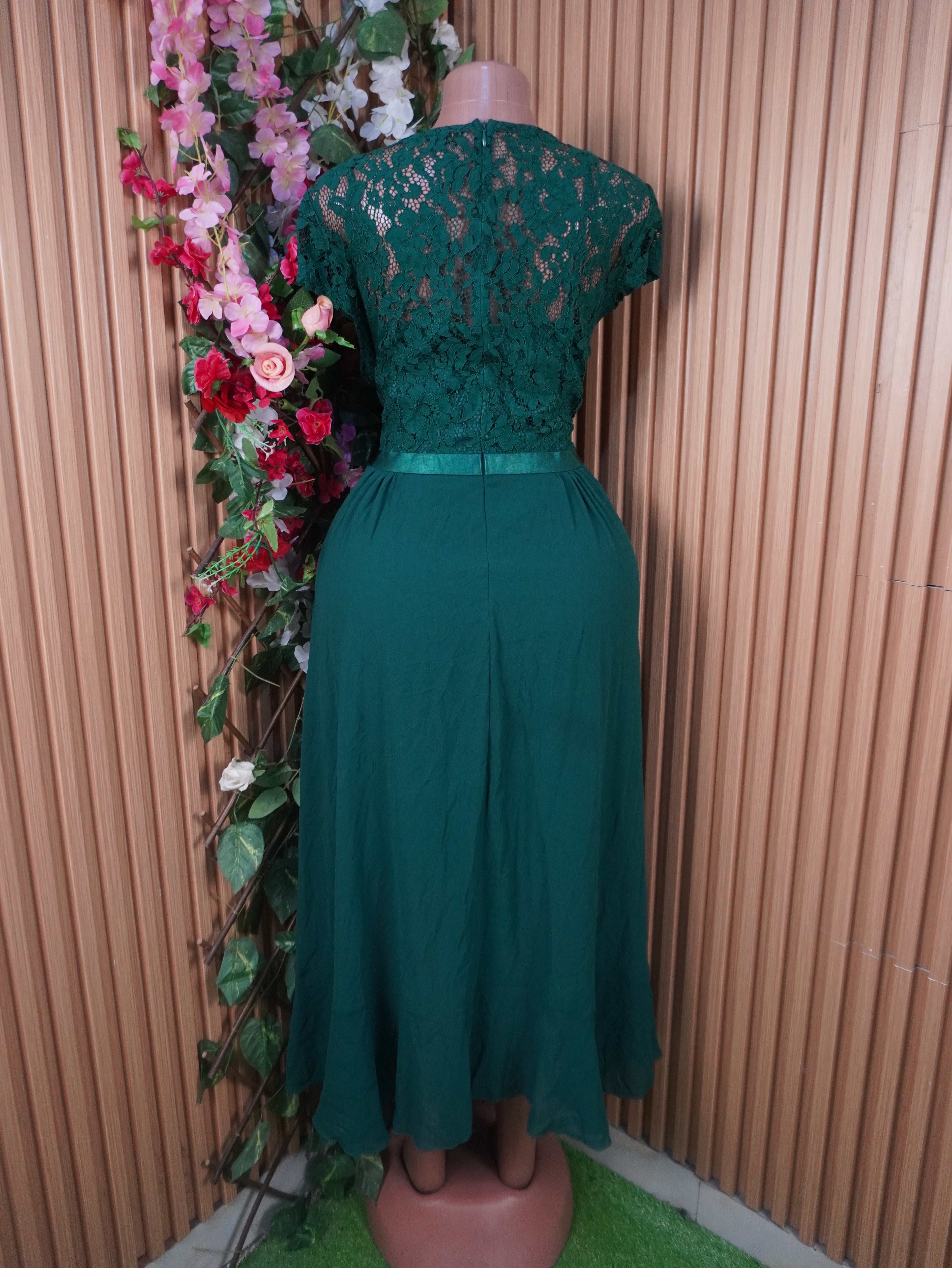 Robe évasée manches courtes décolletée-XXL