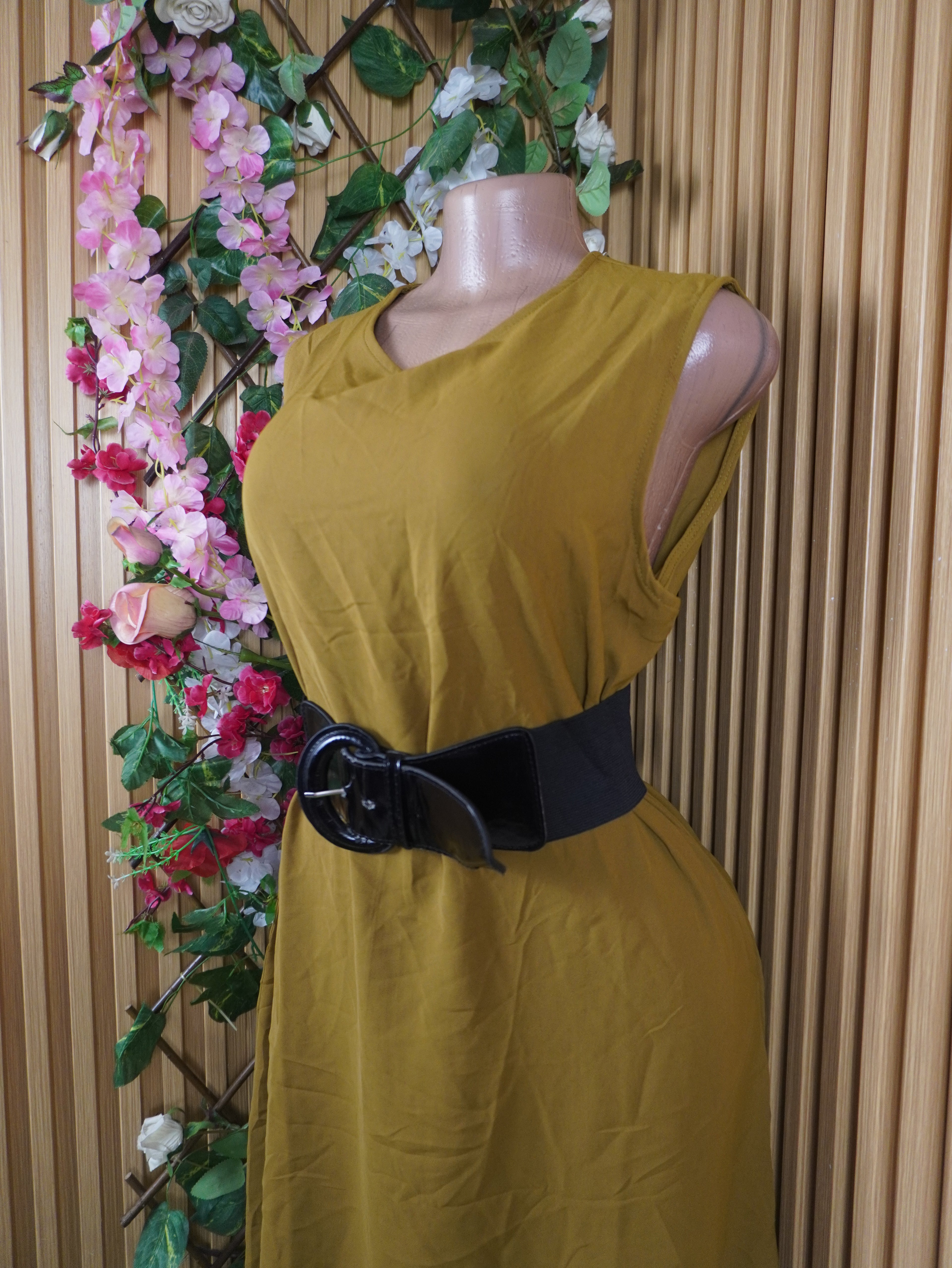 Robe évasée longue sans manches col rond-L