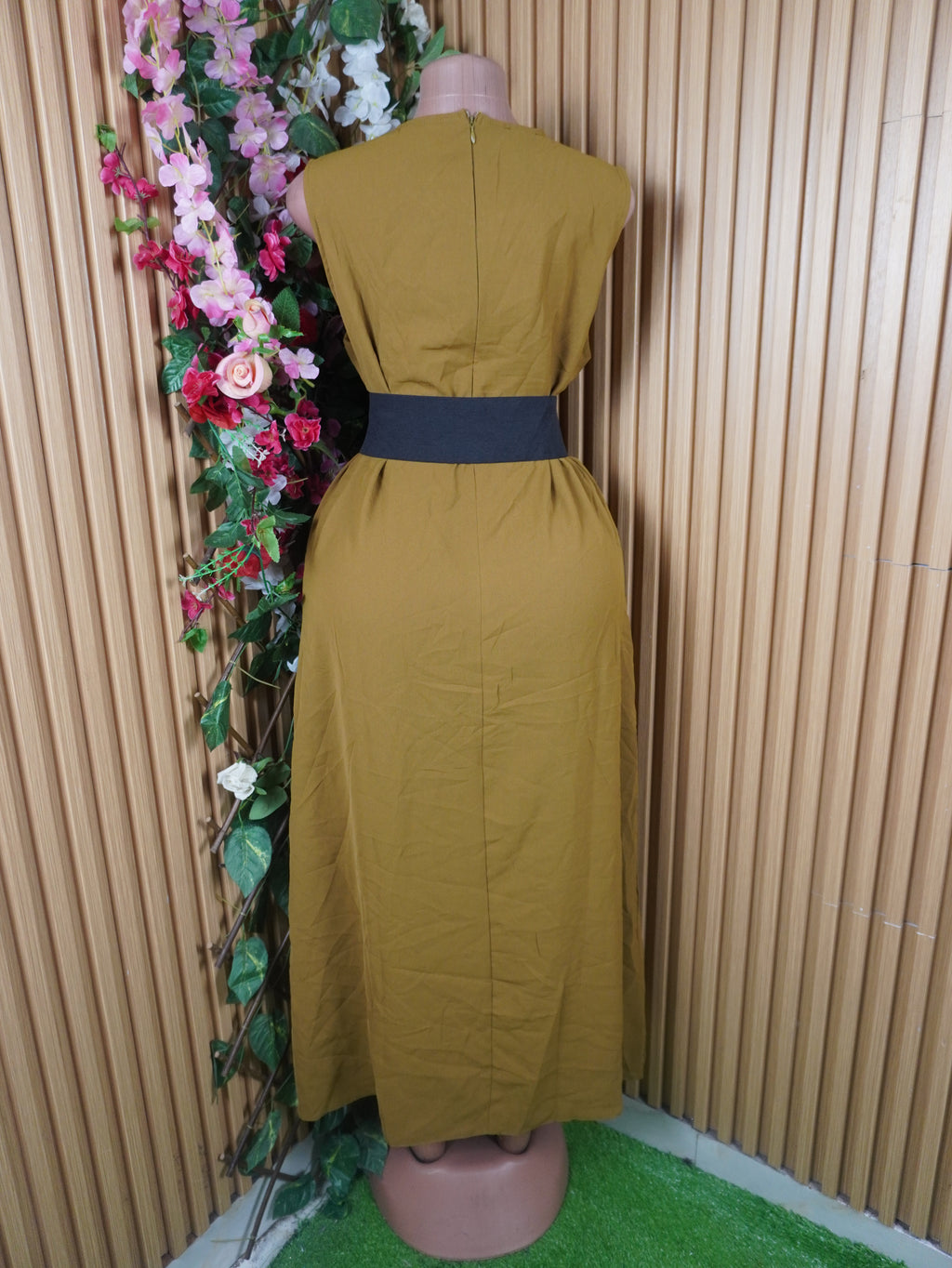 Robe évasée longue sans manches col rond-L