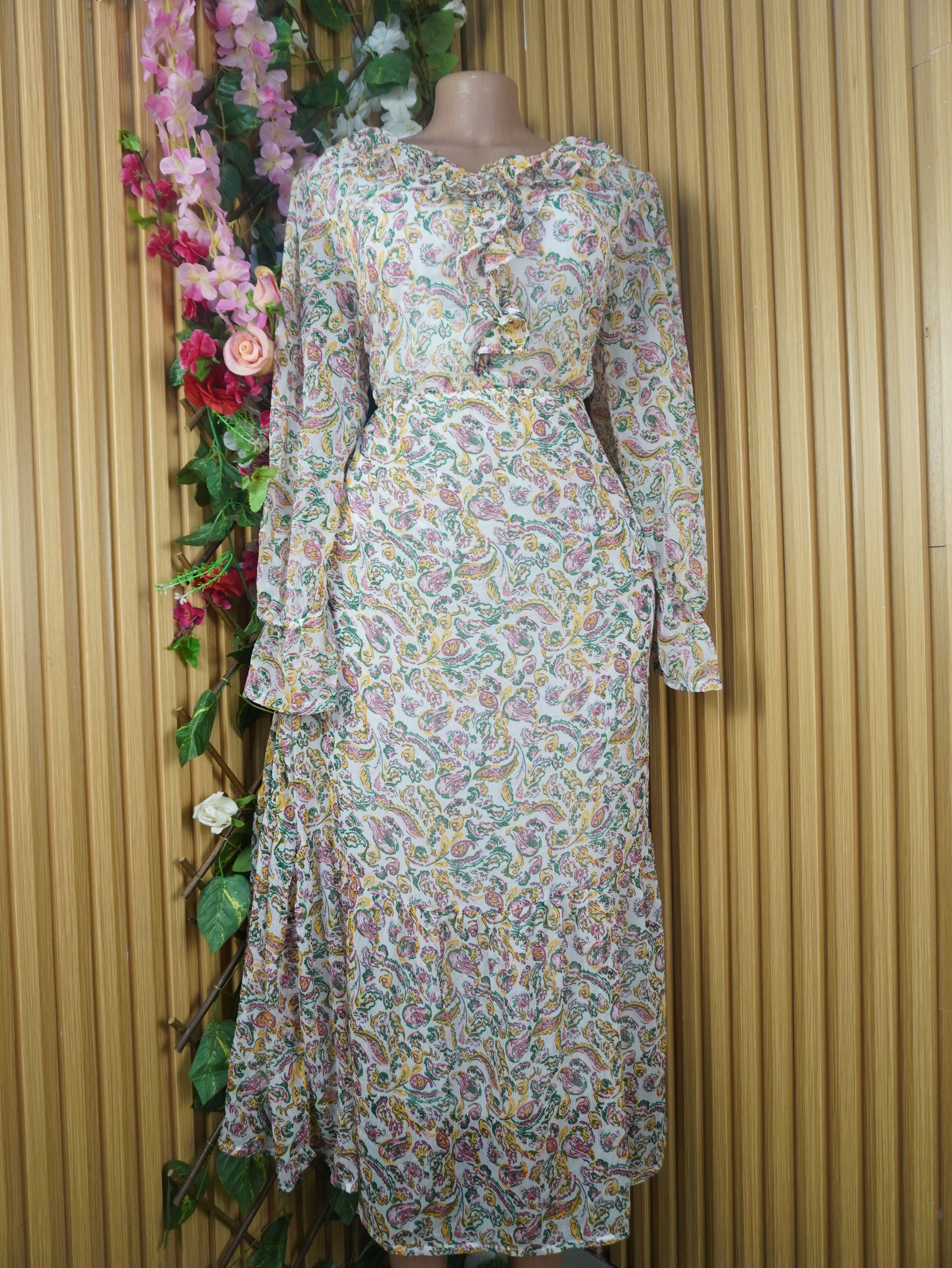 Robe évasée longue manches longues imprimée fleurie-L
