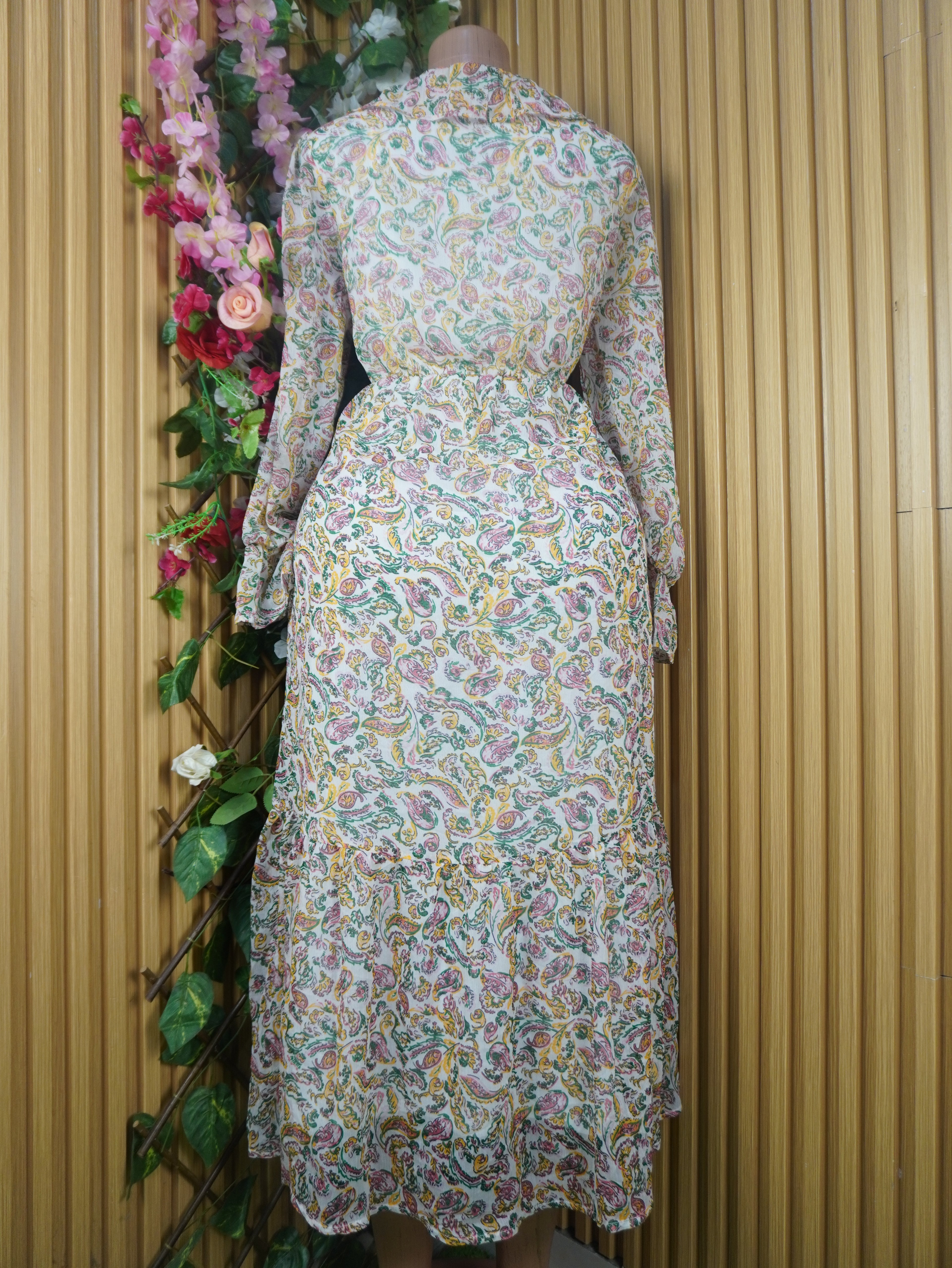 Robe évasée longue manches longues imprimée fleurie-L