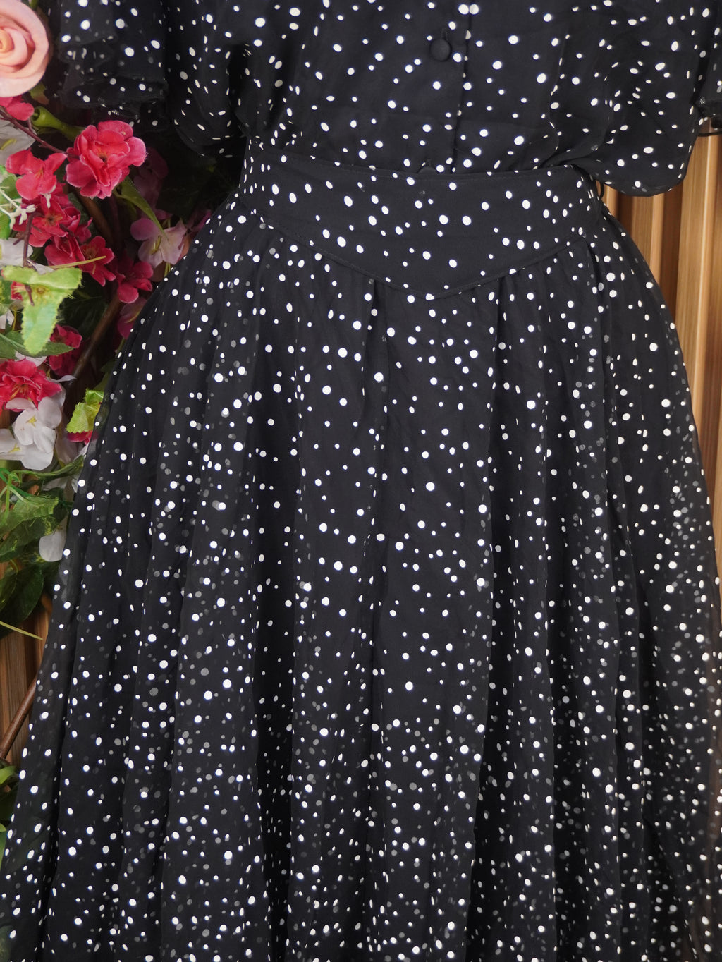 Robe évasée manches courtes décolletée-L