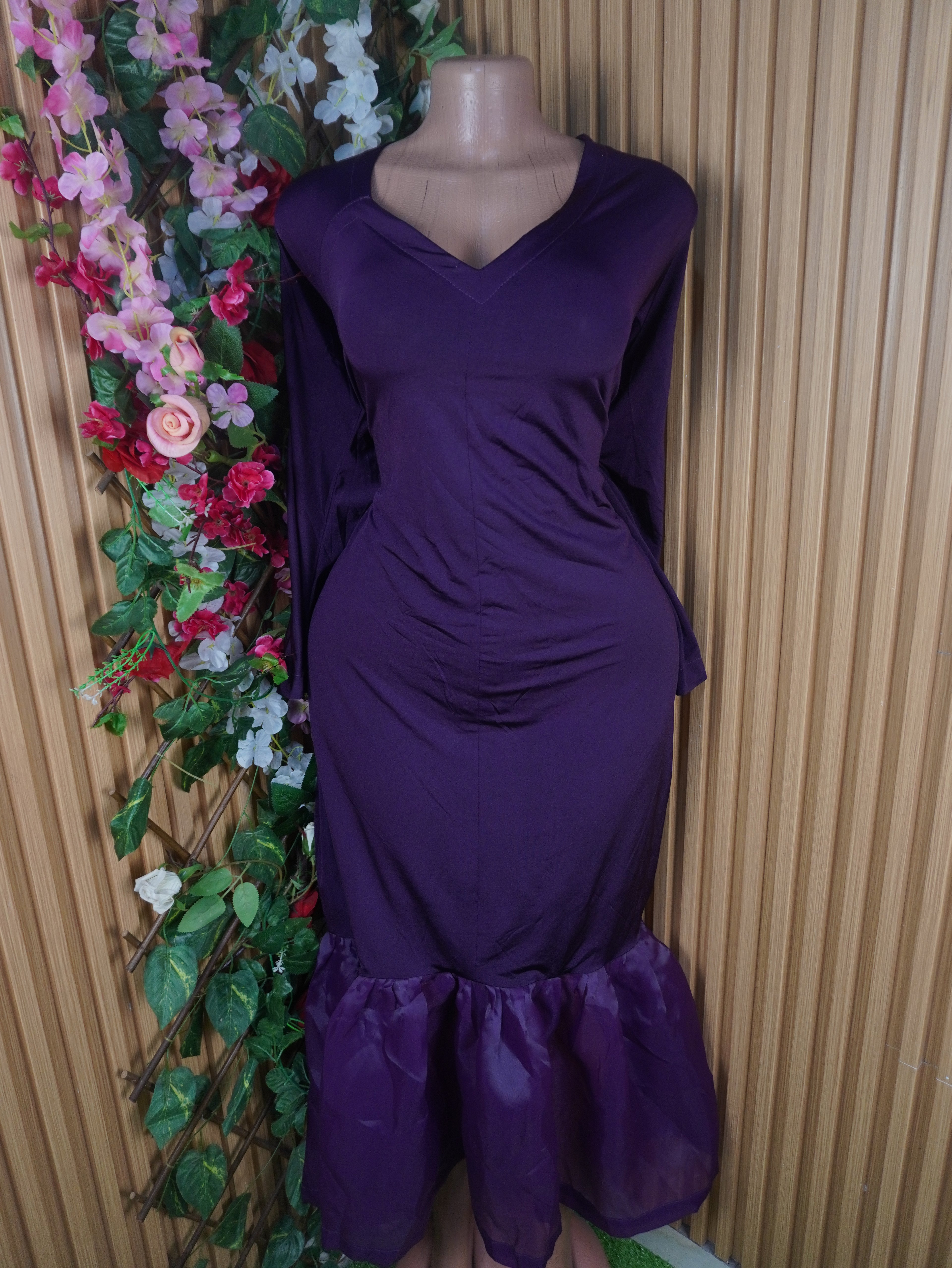 Robe moulante longue manches longues décolletée-XXL