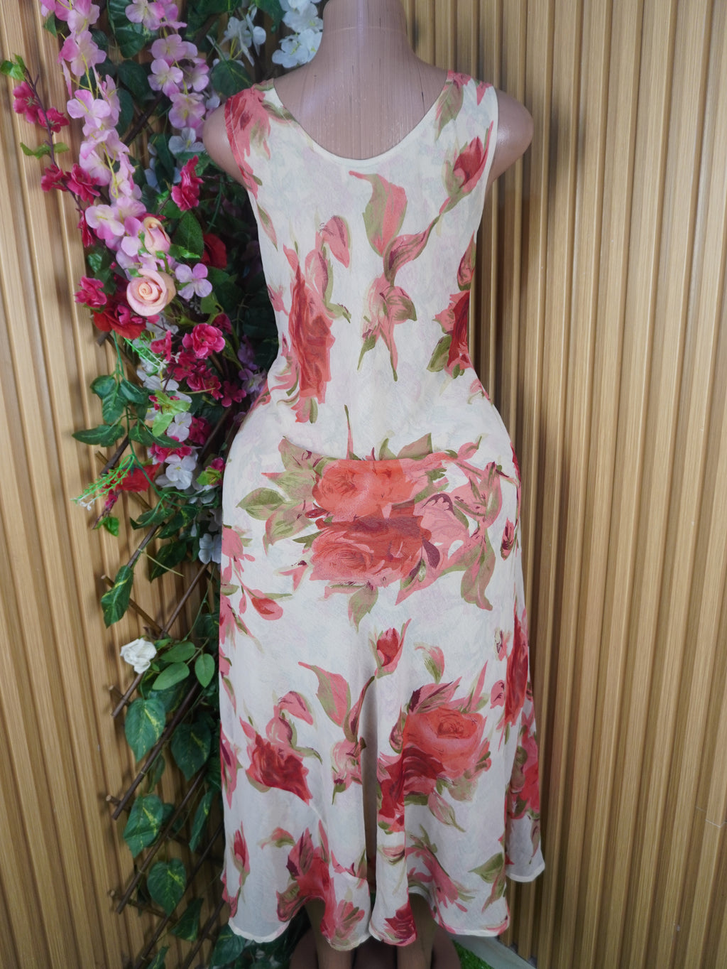 Robe elegante sans manches imprimée fleurie-L