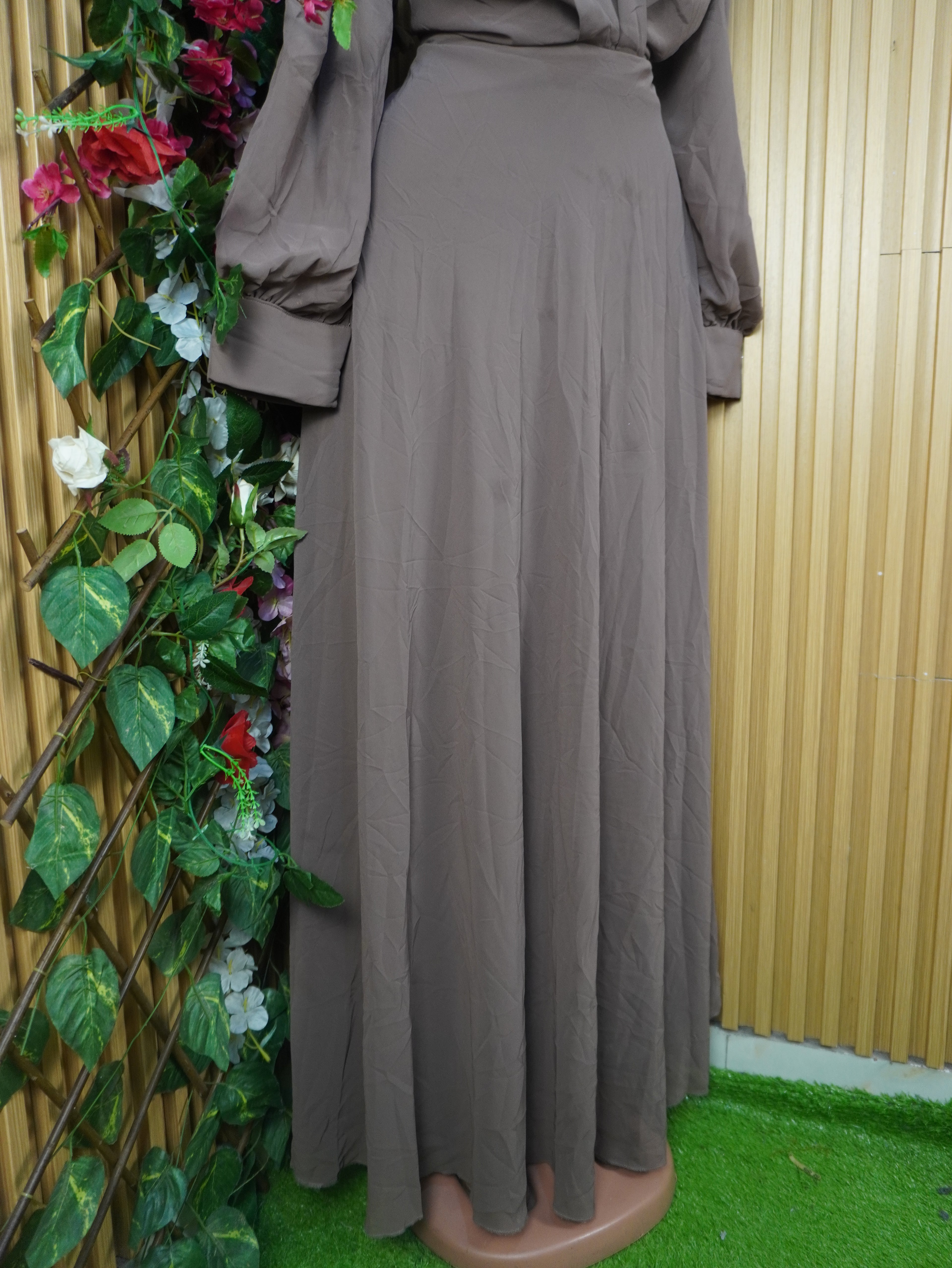 Robe évasée longue manches longues décolletée-L