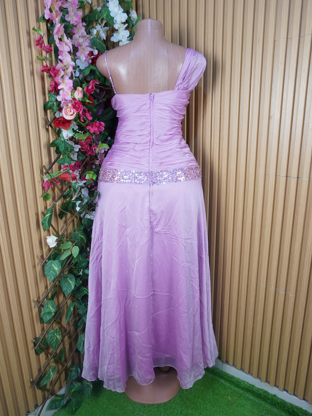Robe soirée évasée longue à fines bretelles-L
