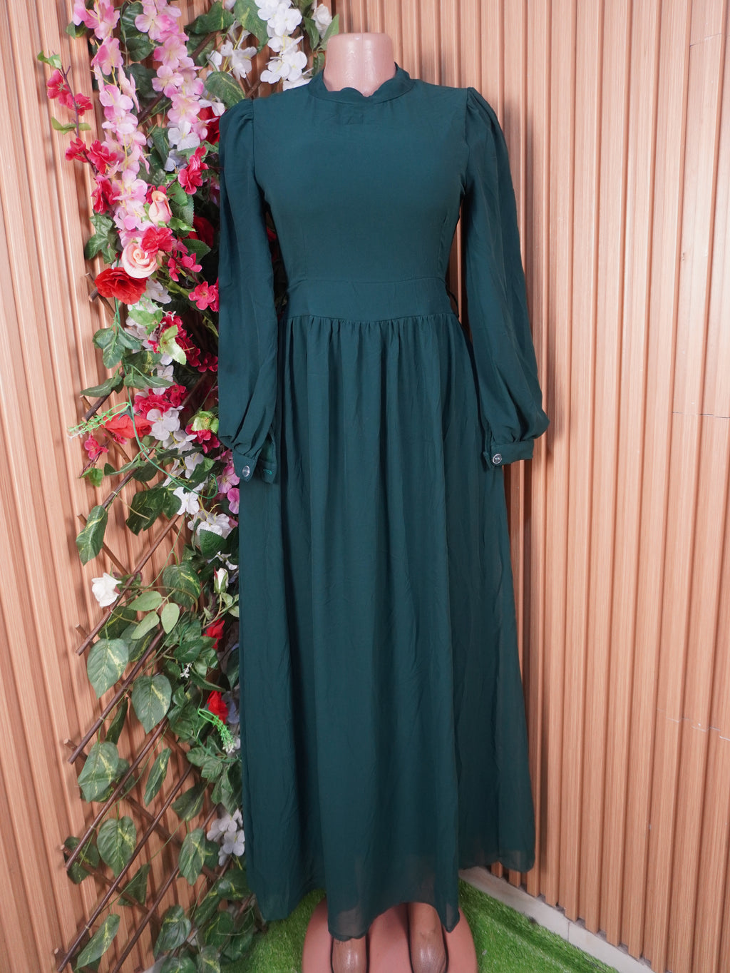 Robe évasée longue manches longues à col mao-S