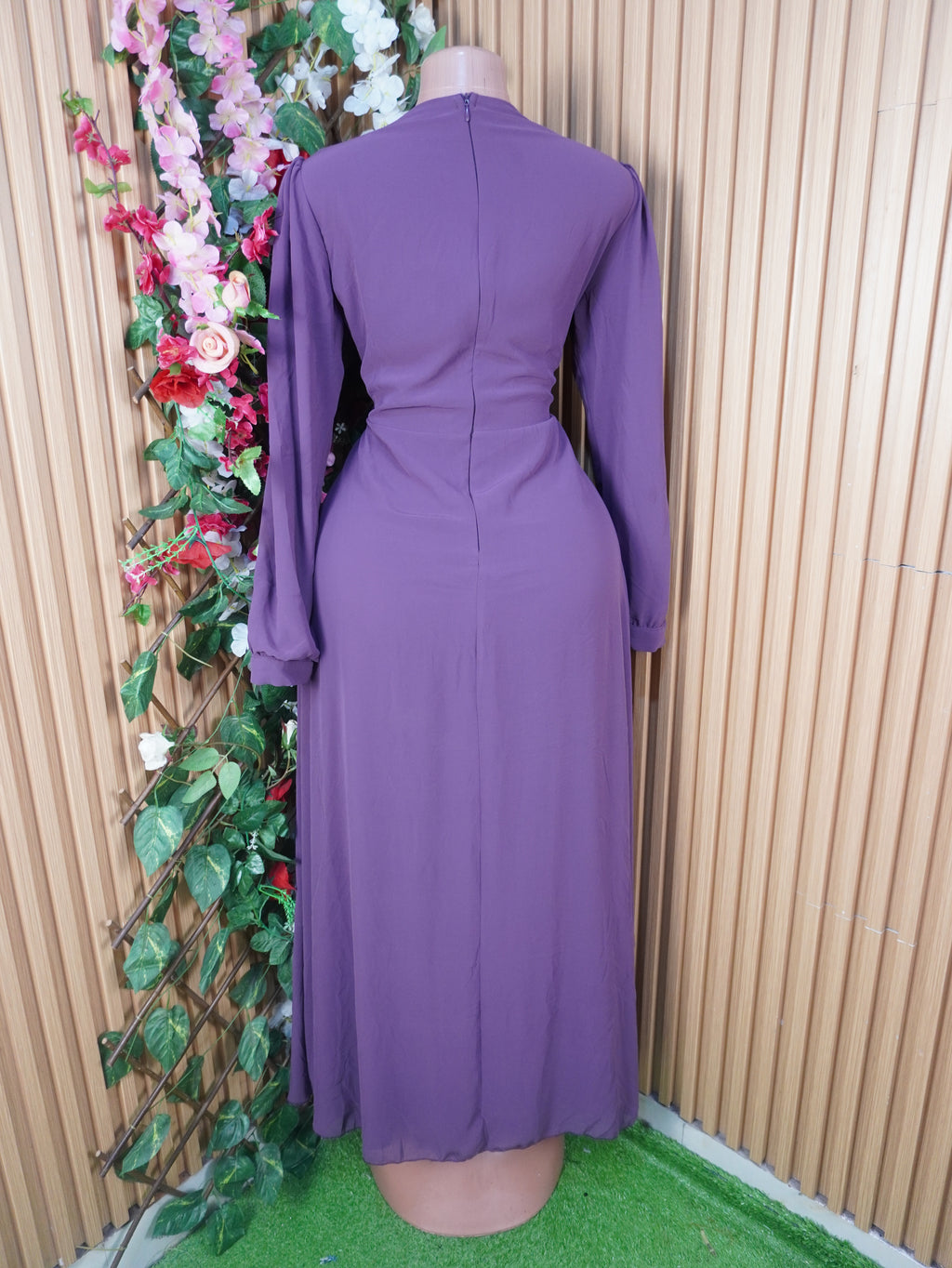 Robe droite longue manches longues avec boutons-XL (Copie)