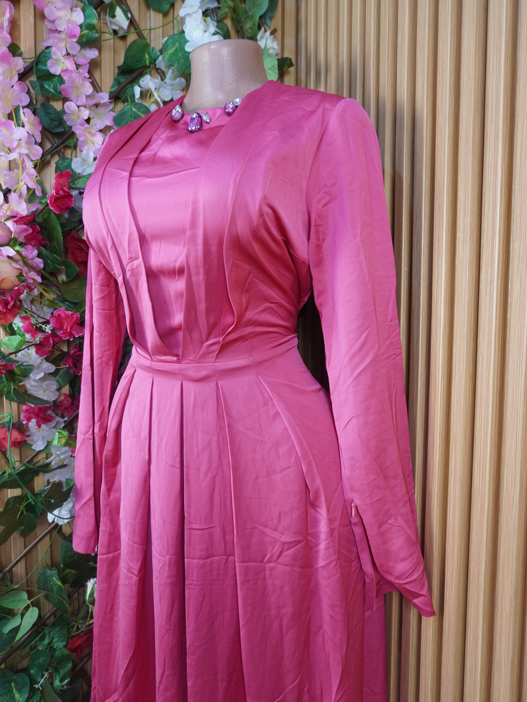 Robe soirée evasée longue manches longues col mao-S