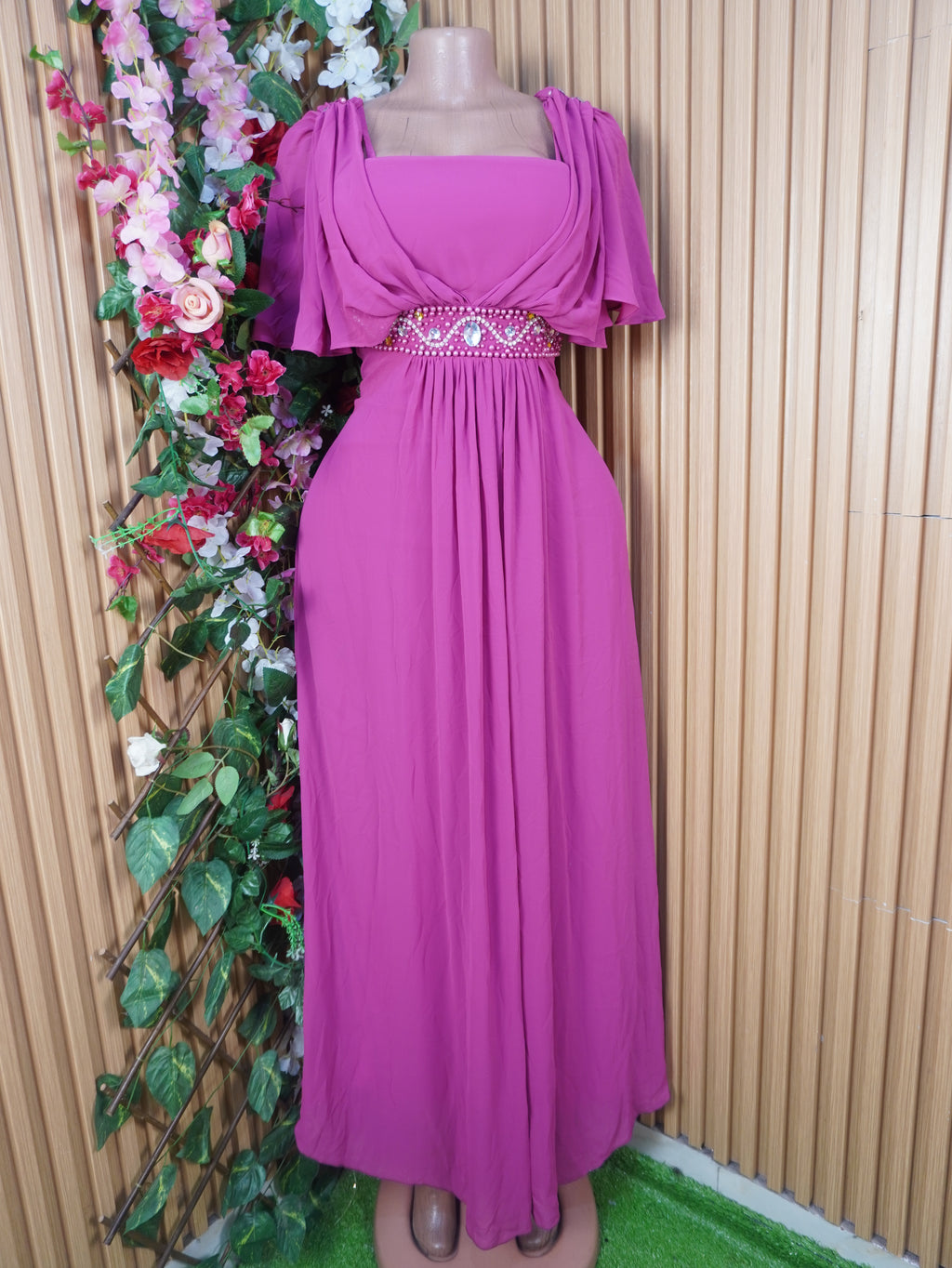 Robe soirée évasée longue manches courtes col carré -S