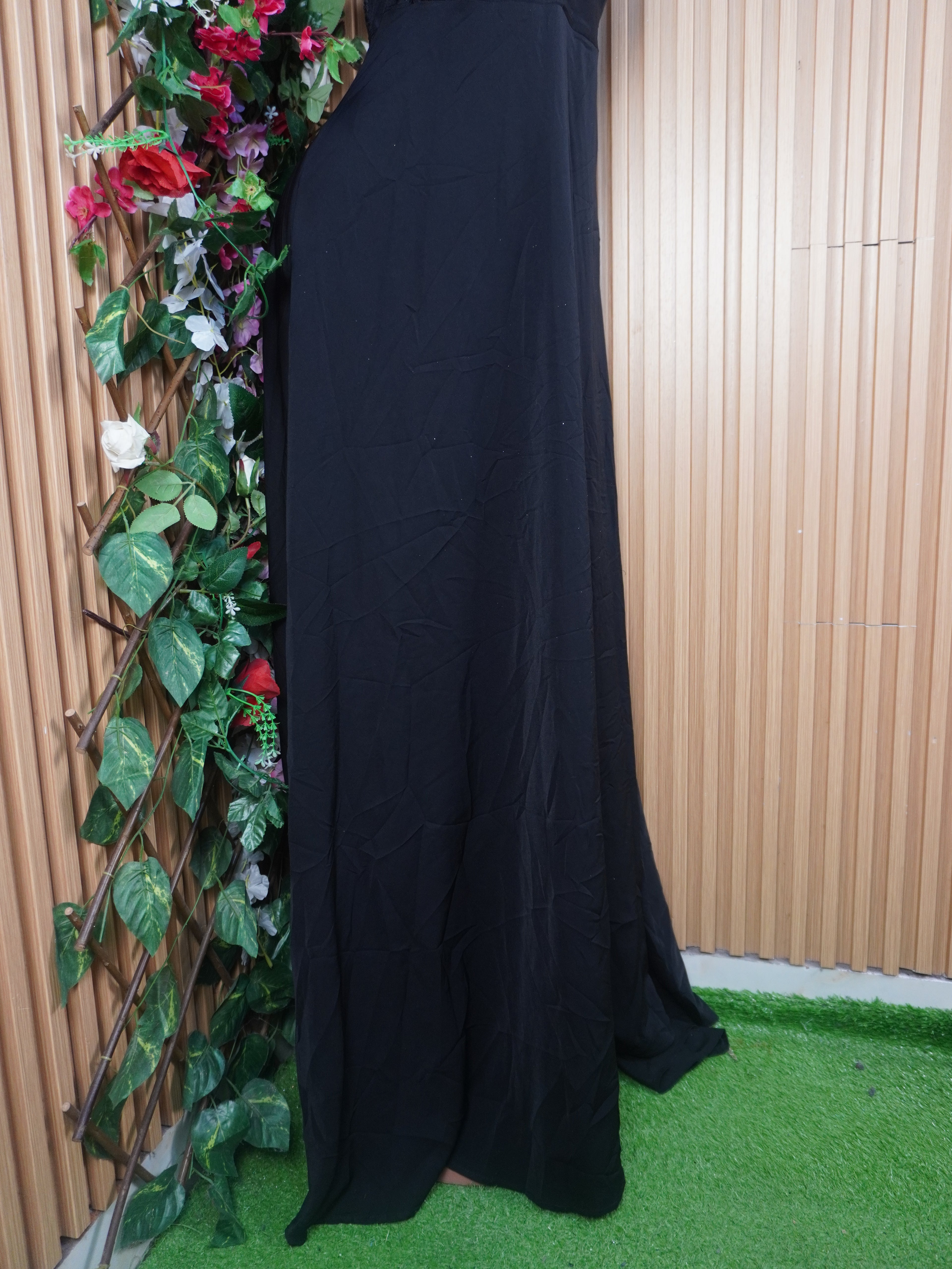 Robe évasée longue à fines bretelles  dos-nu-L