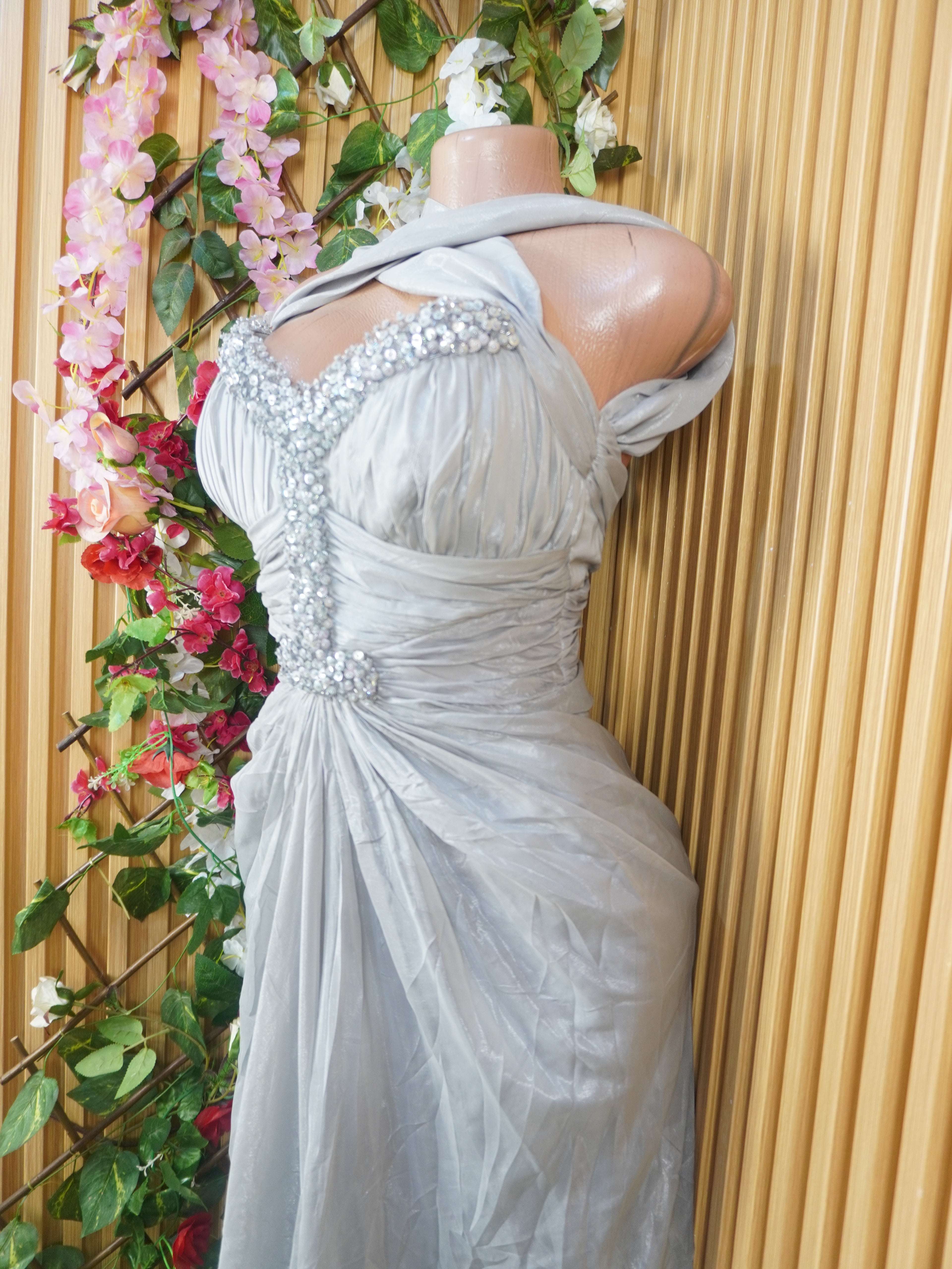 Robe soirée evasée longue sans manches dénudée-S