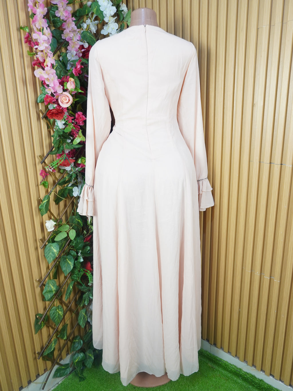 Robe elegante évaseé longue manches longues stylée-M