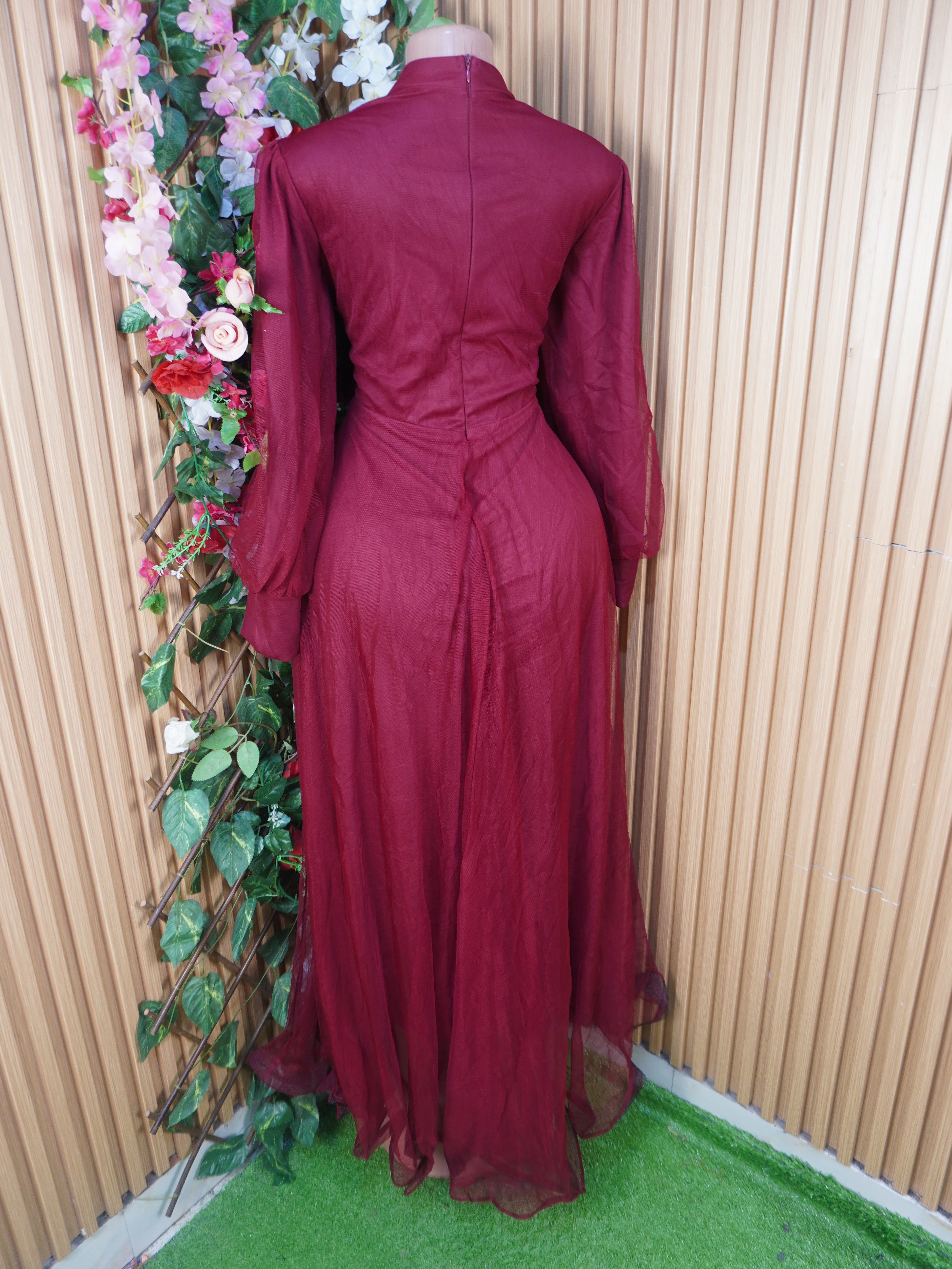Robe soirée evasée longue manches longues col mao-L