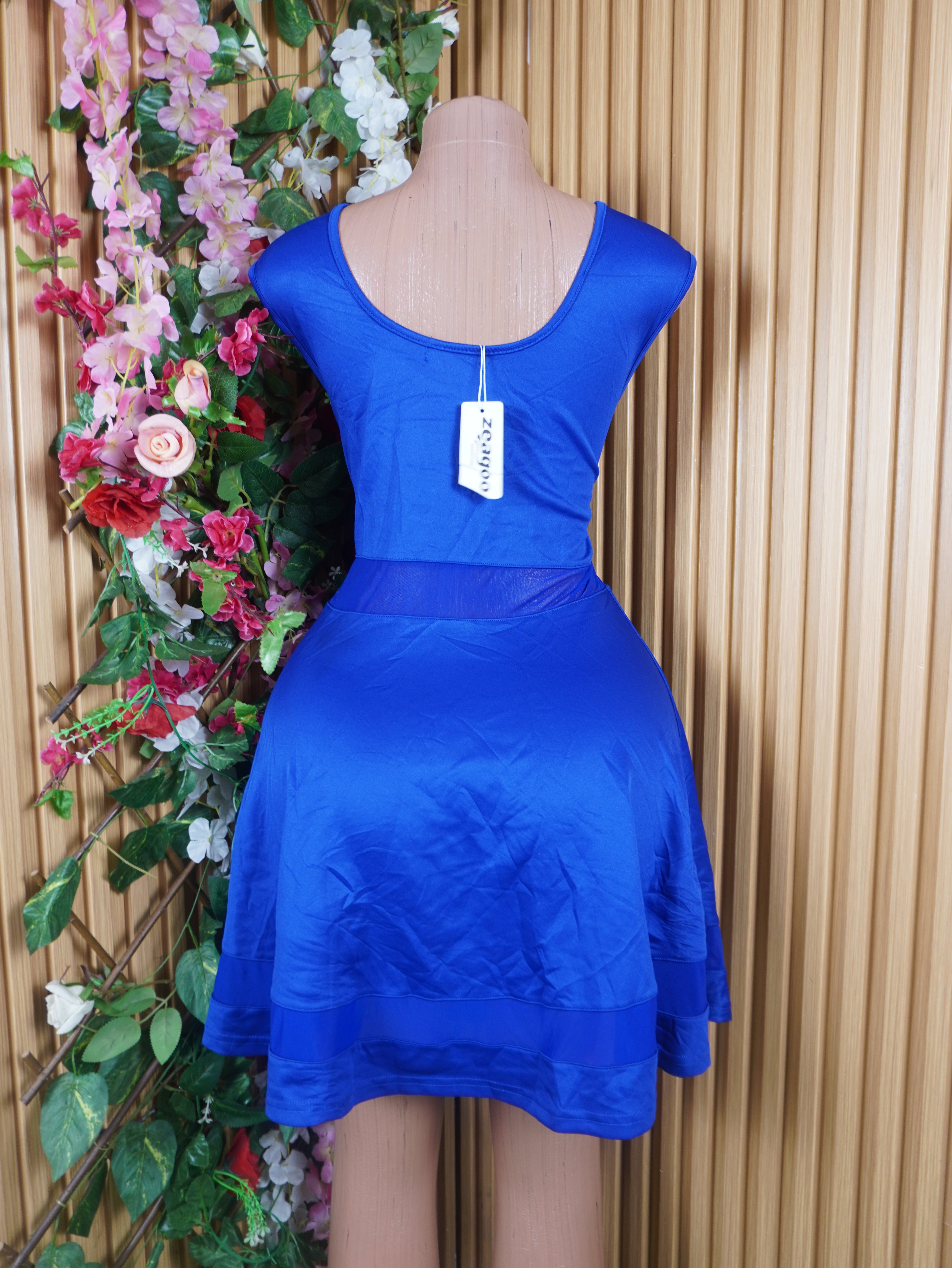 Robe évasée slim sans manches décolletée-XL