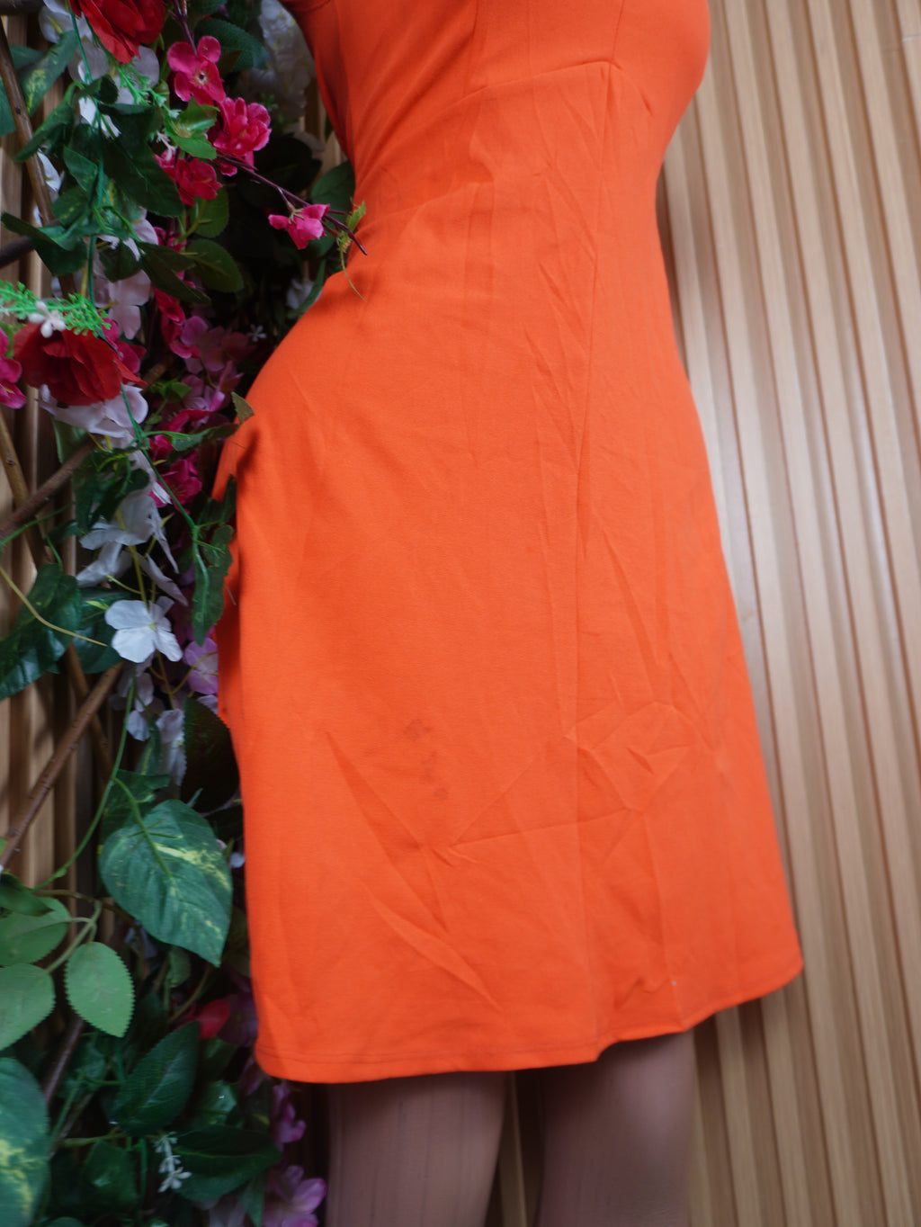 Robe elegante évasée sans manches décolletée-S