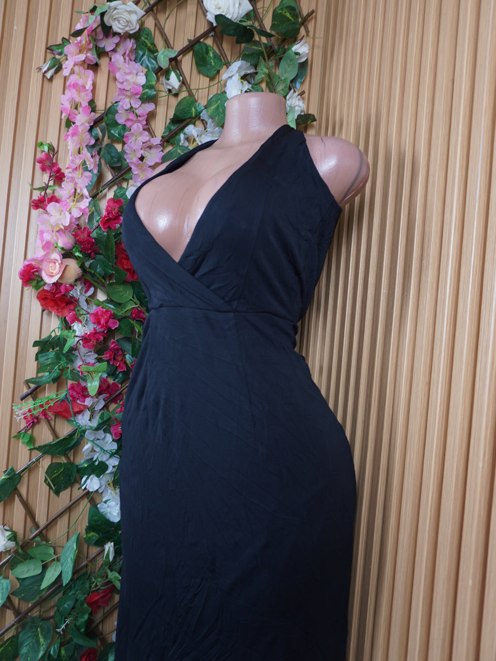 Robe évasée mi-longue sans manches décolletée-S