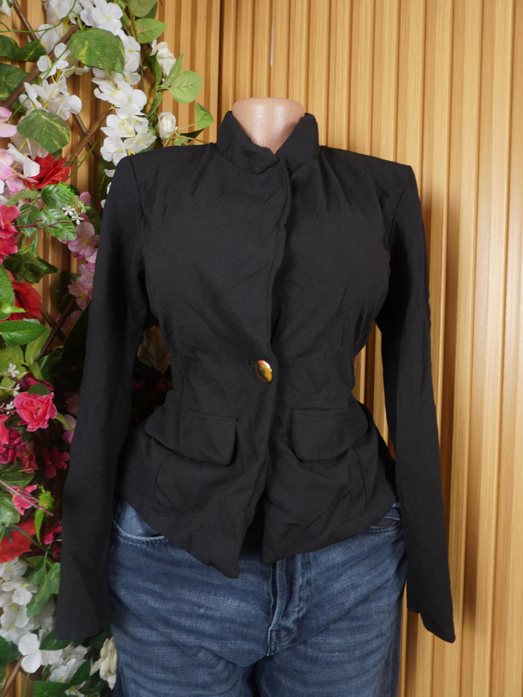 Veste blazer pour femme couleur noir one bouton-S
