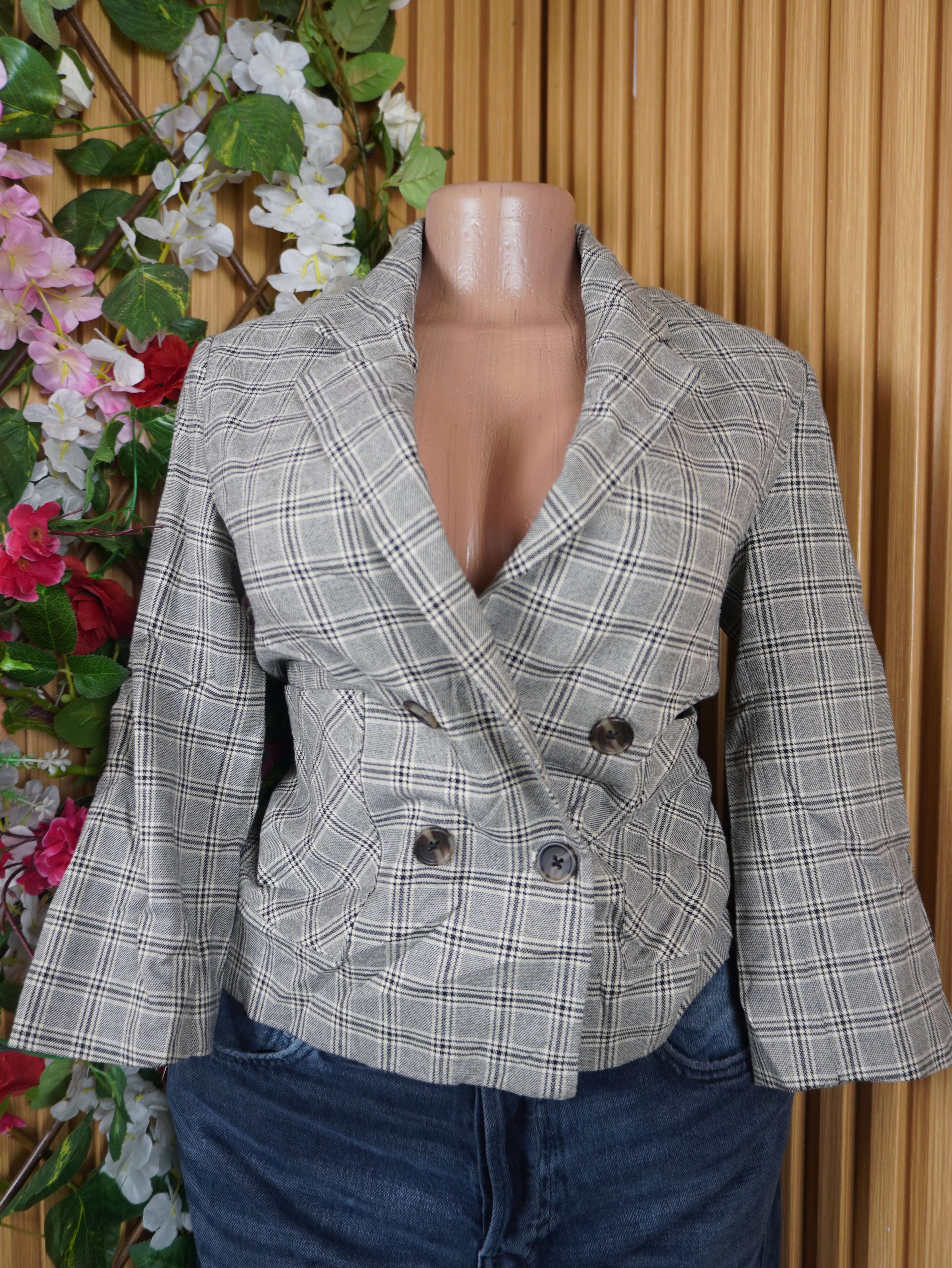 Veste blazer pour femme couleur noir one boutons-XXL (Copie)