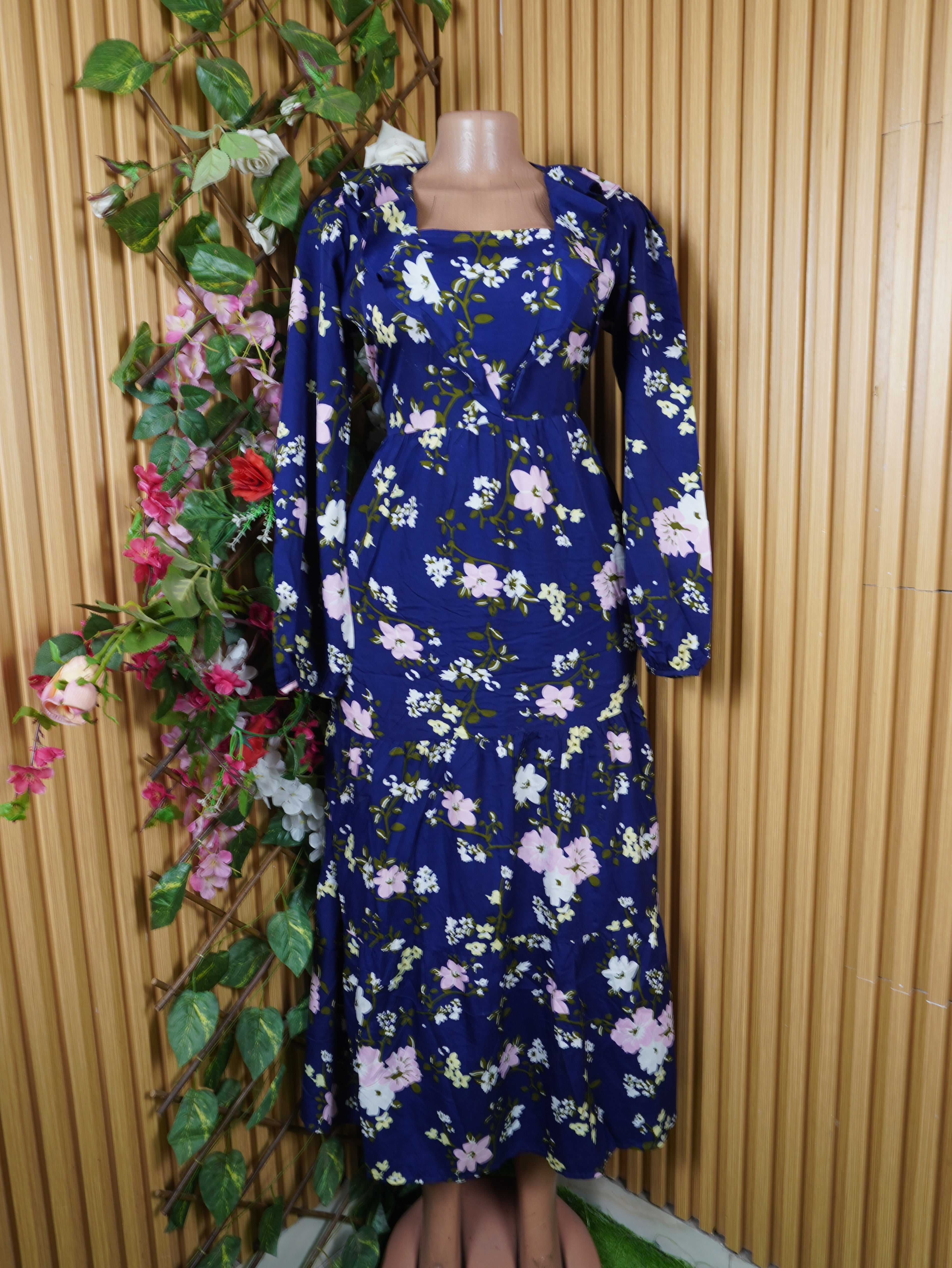 Robe évasée longue manches longues imprimée fleurie-M