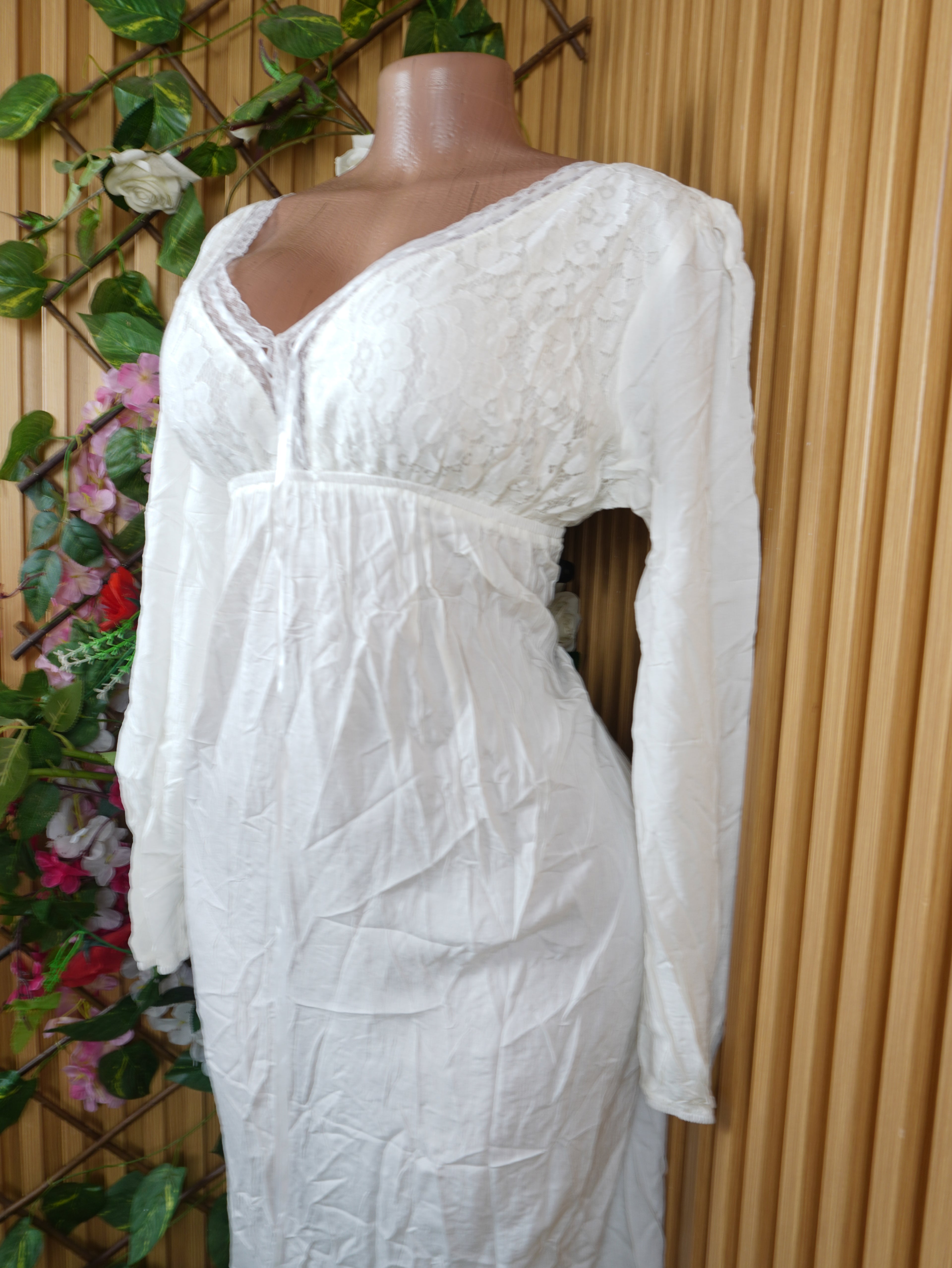 Robe évasé longue manches longues décolletée-L