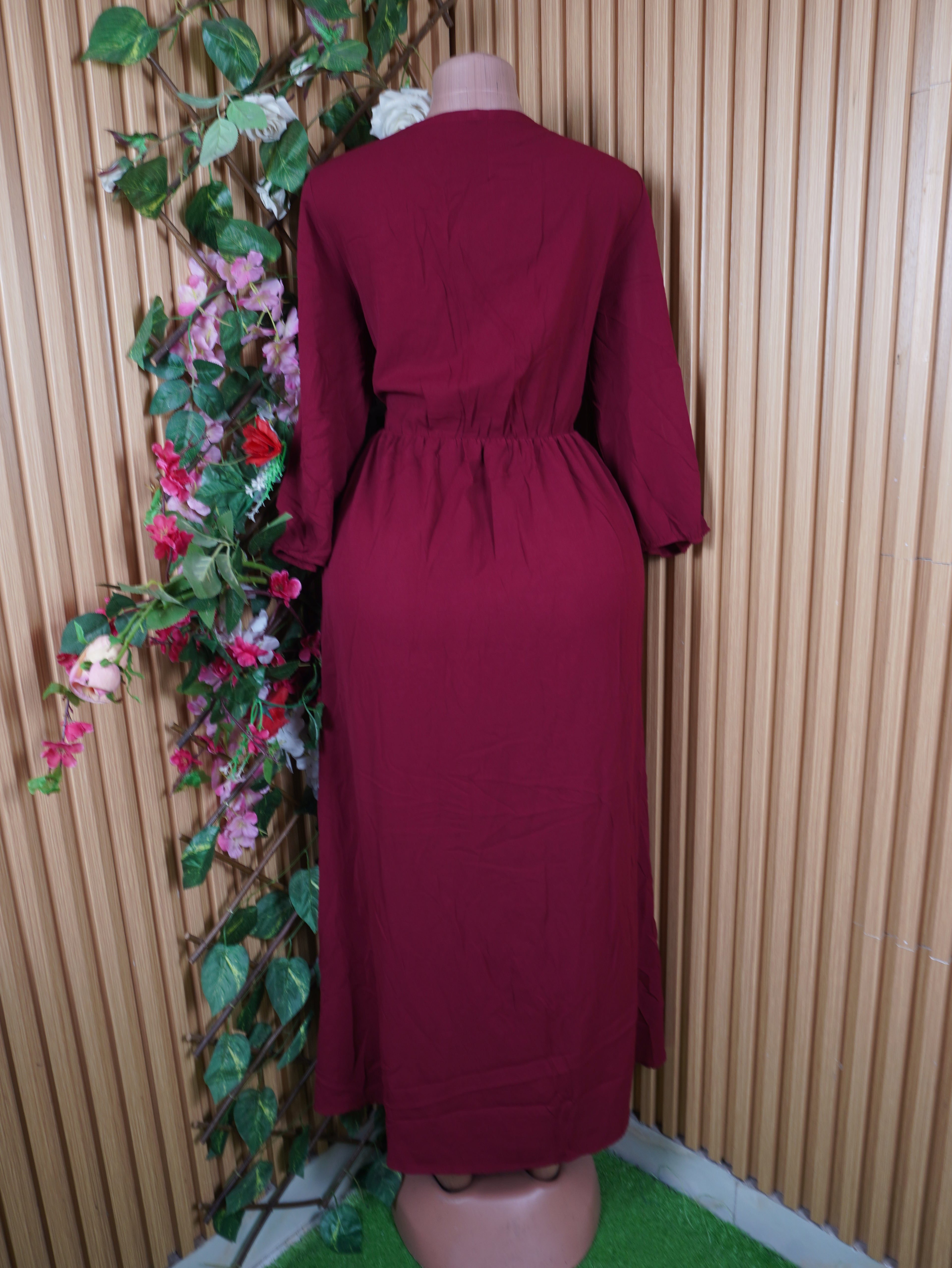 Robe évasée longue manches longues décolletée-L