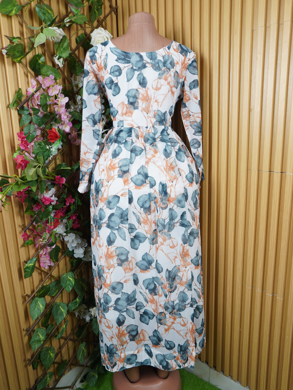 Robe évasée longue manches longues imprimée fleirie-L