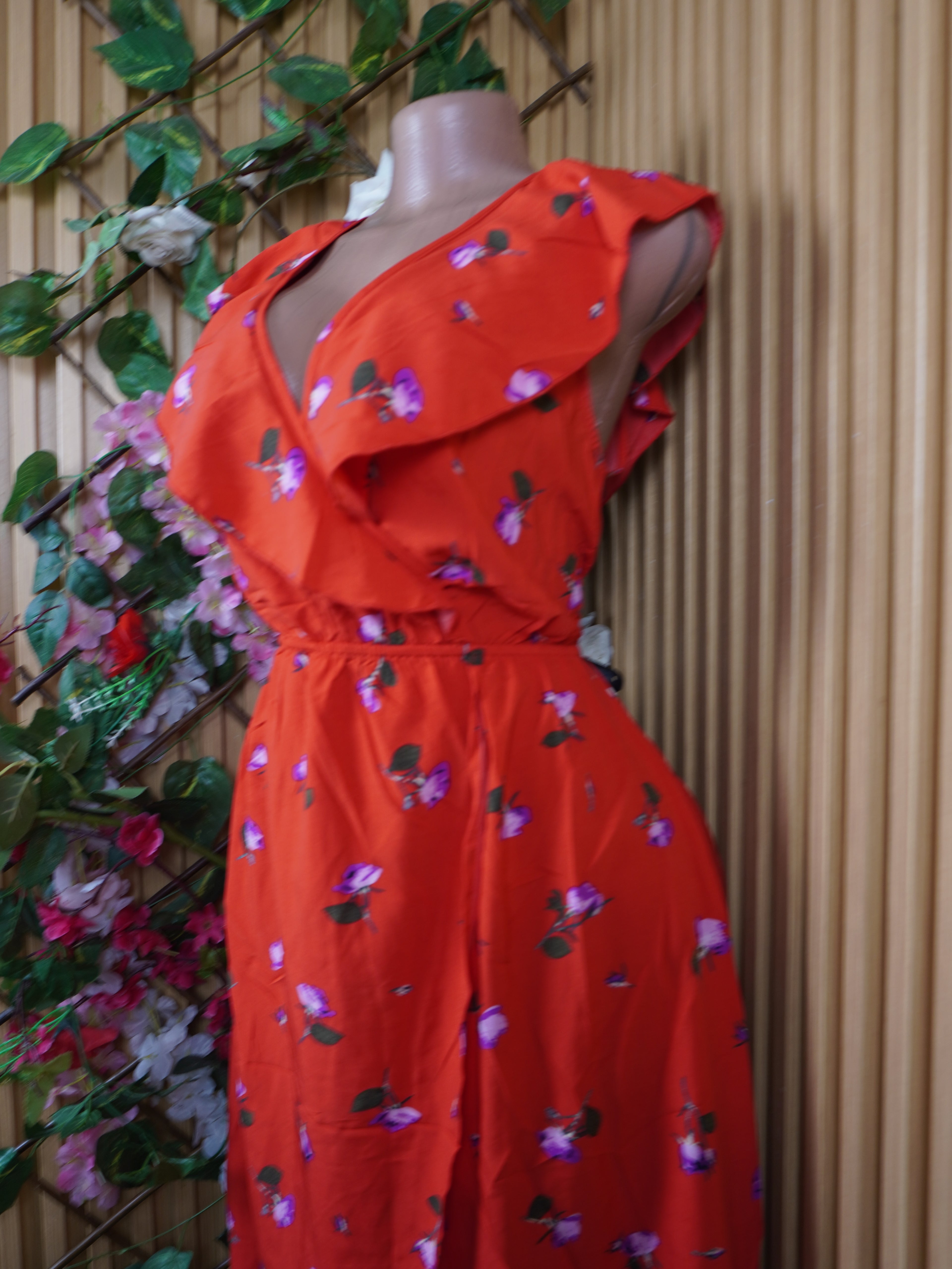 Robe évasée stylée sans manches décolletée-M